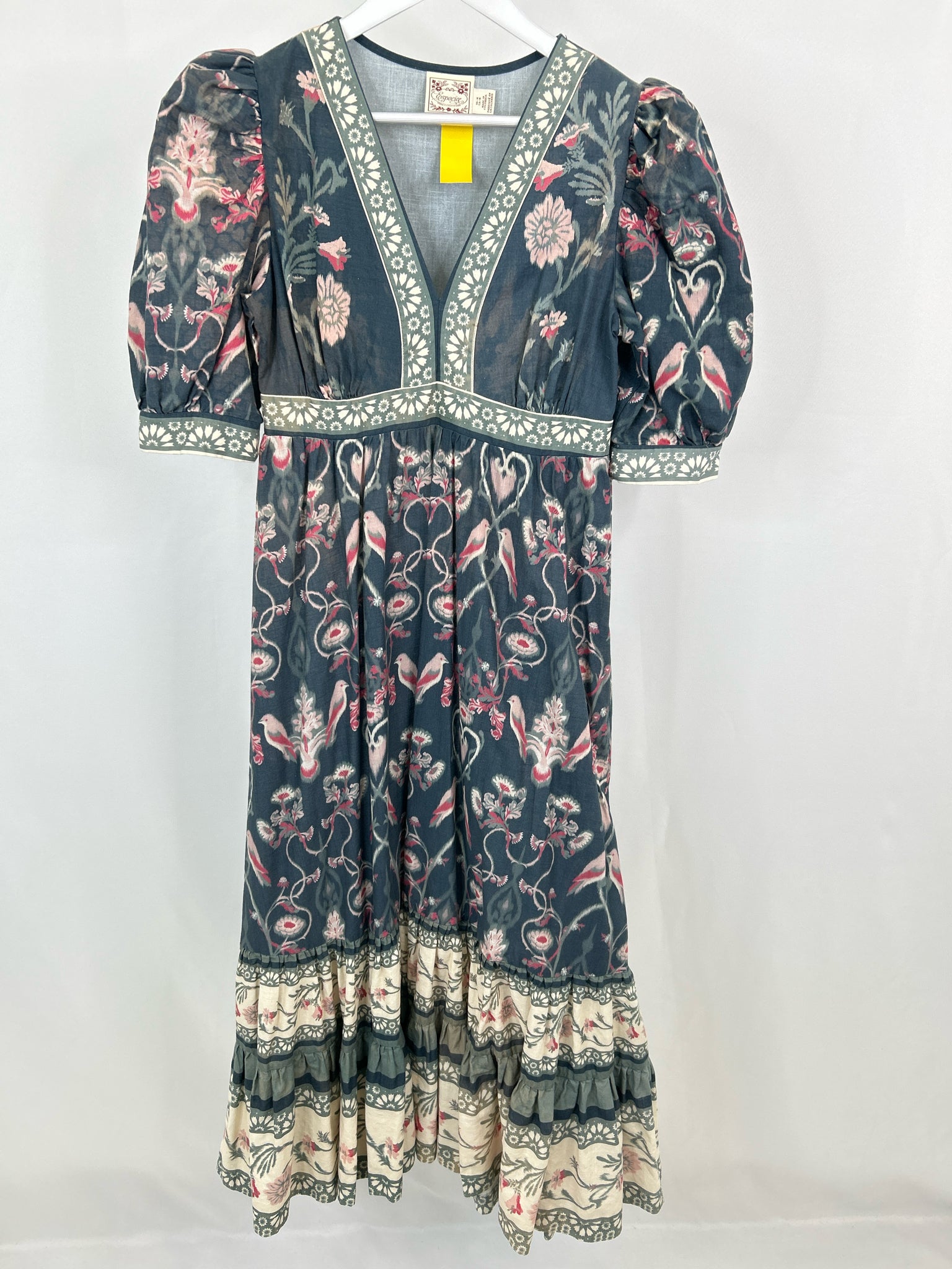 Especia Size M GREY PRINT Women Dress