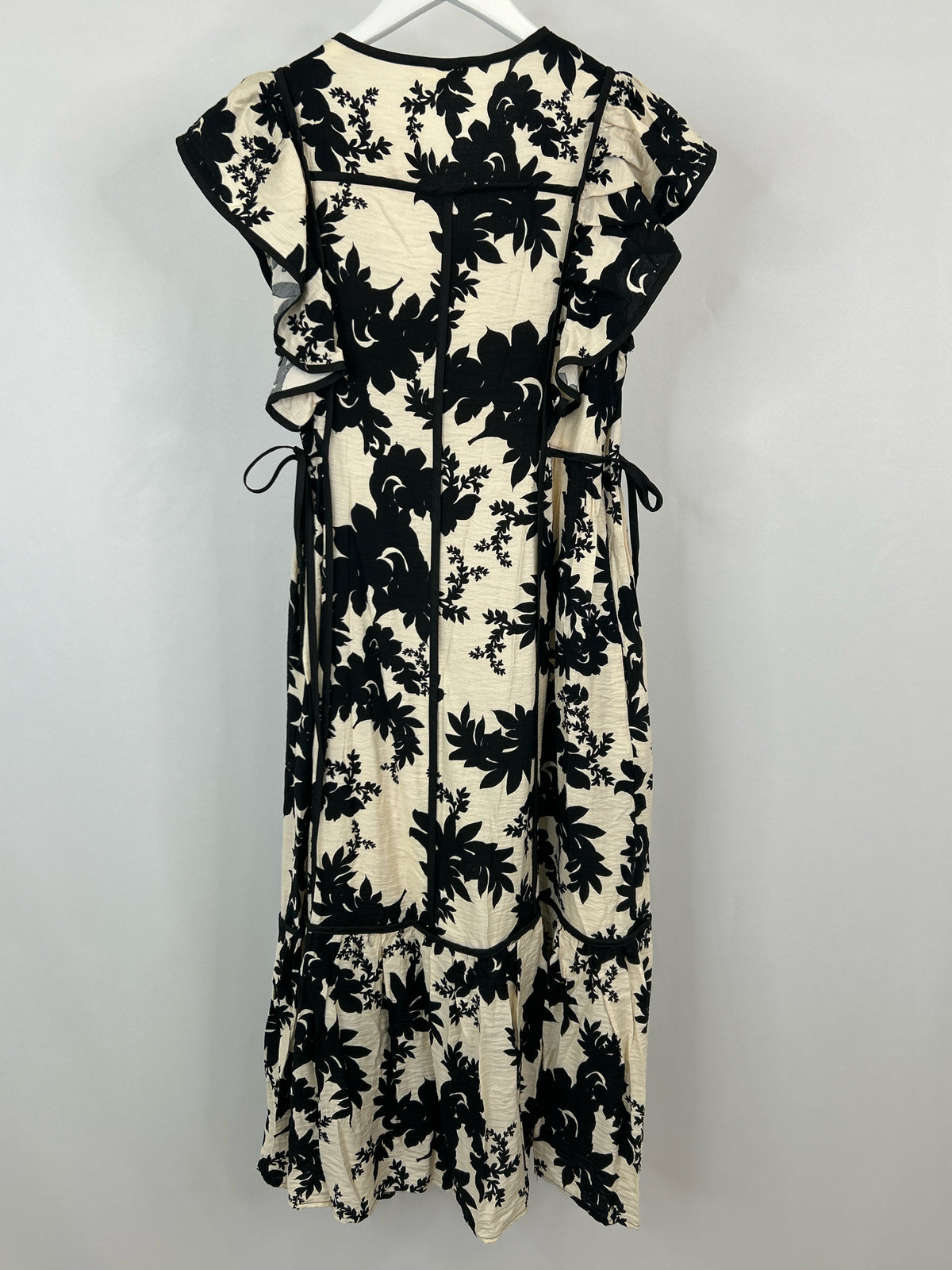 ENTRO Size S Black & Cream Women Dress