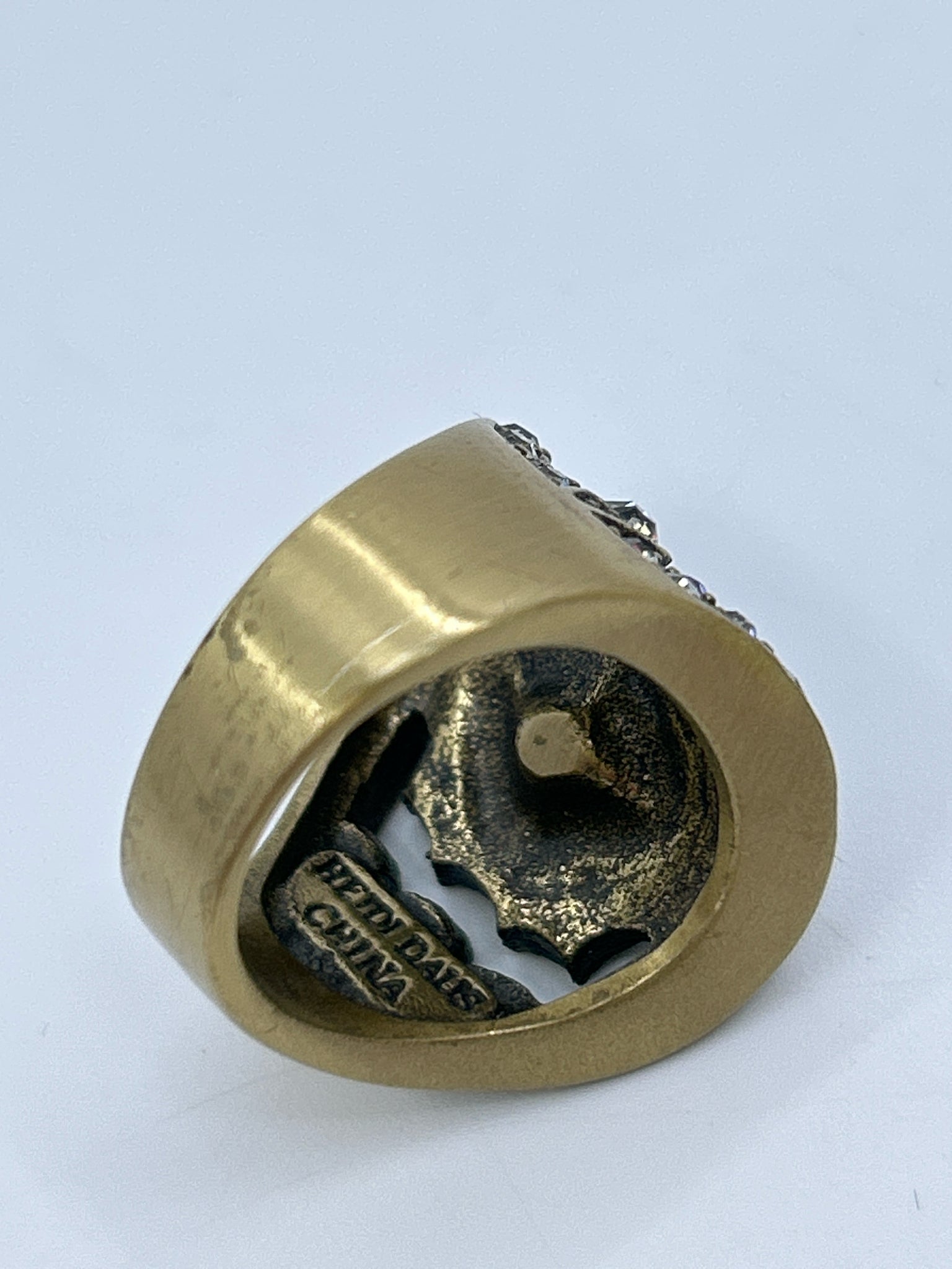HEIDI DAUS Size 6 Gold Ring