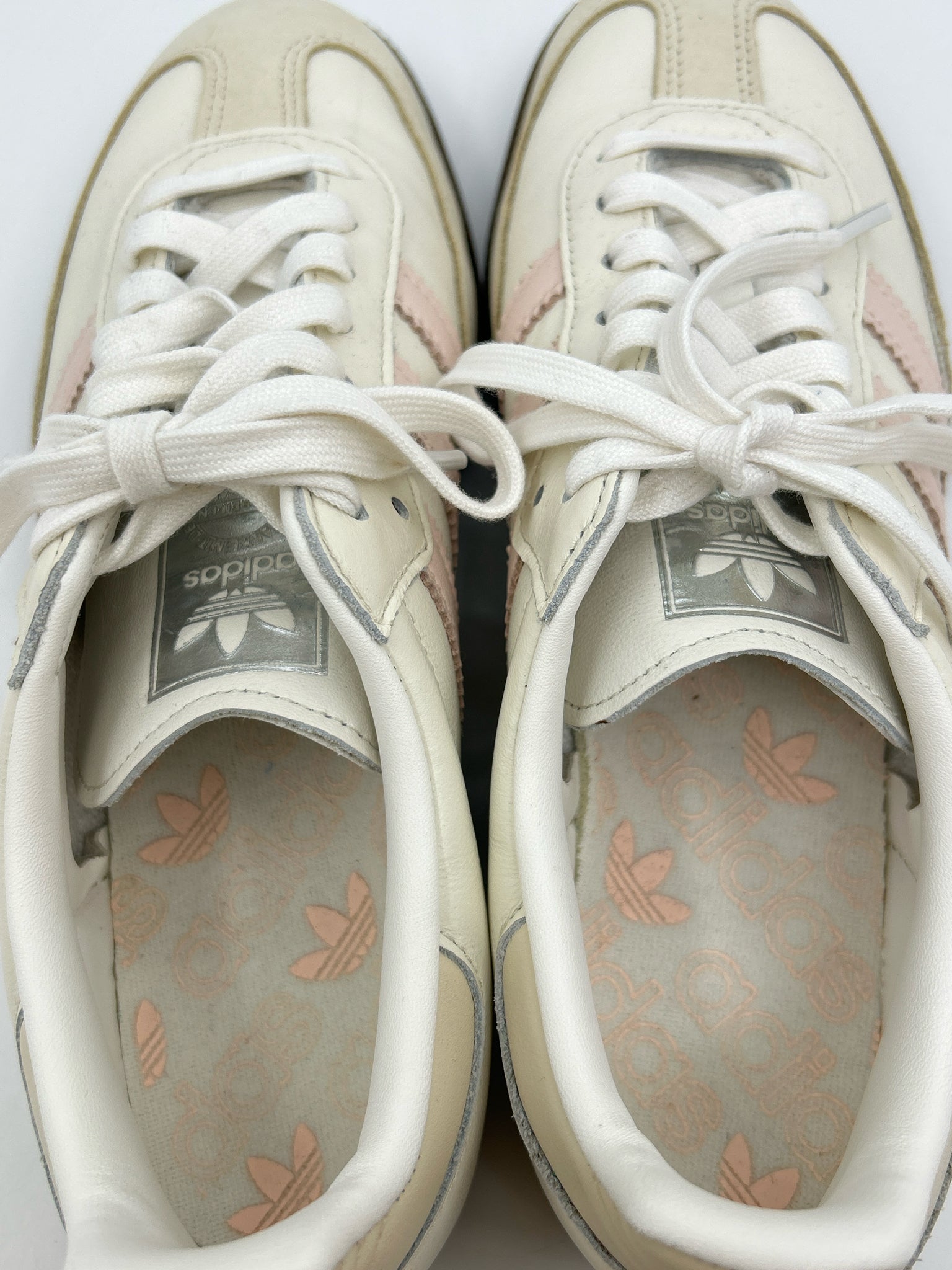 ADIDAS Size 9 off white Women Sneakers