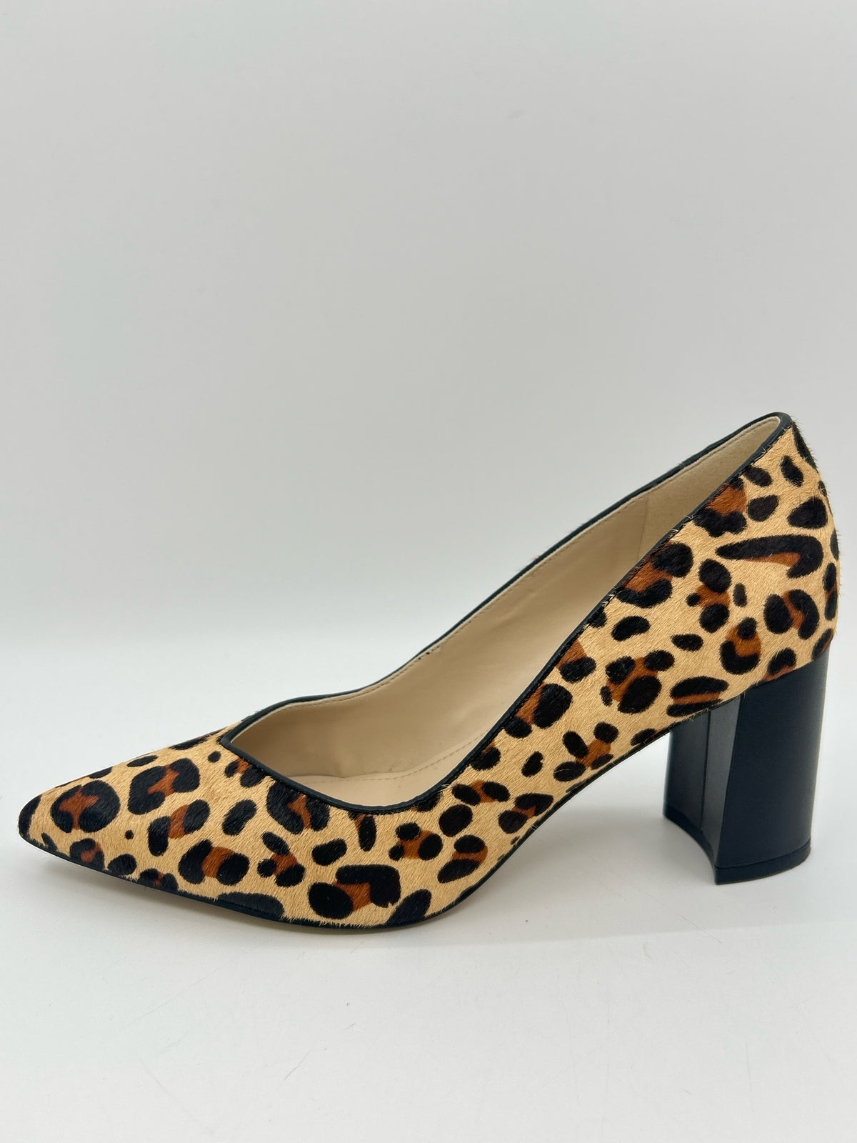 MARC FISHER Size 6.5M BEIGE AND BROWN Women Pumps