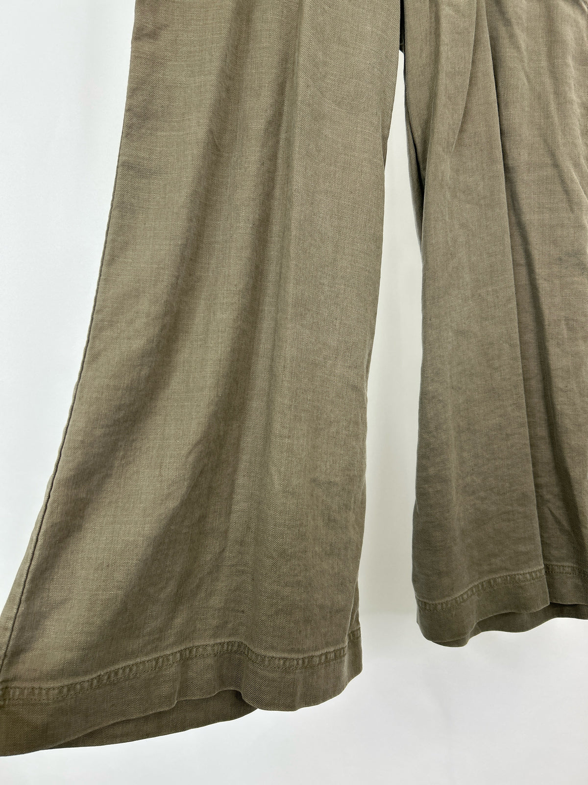 LEVEL 99 Size 28/6 OLIVE GREEN Women Pants