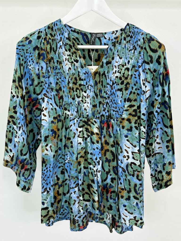 ETHYL Women Size M BLUE AND GREEN Top