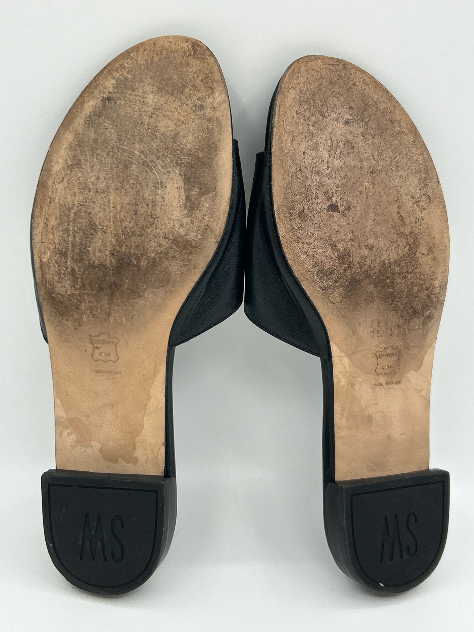 STUART WEITZMAN Size 7.5M Black Women Sandal
