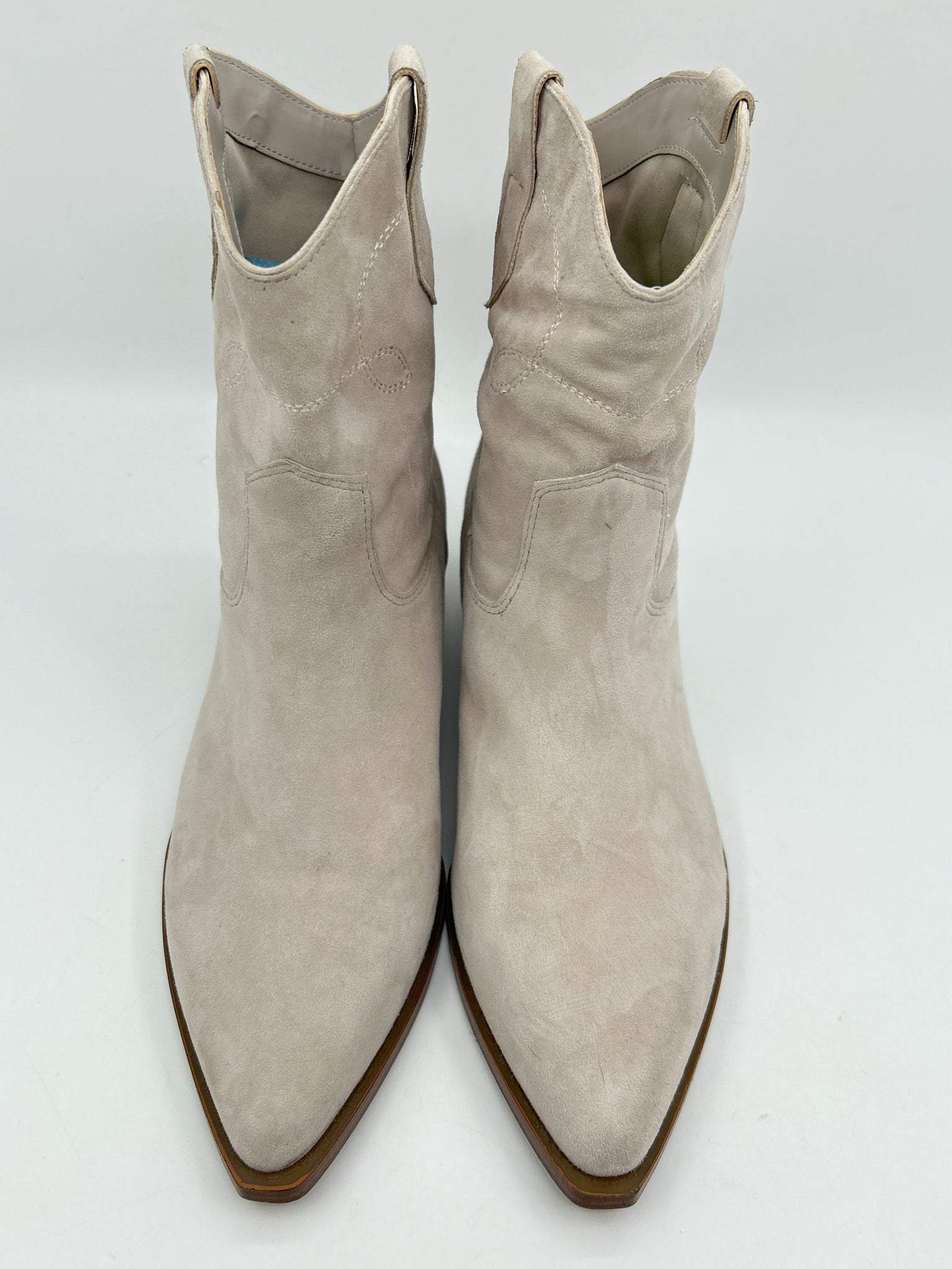 MARC FISHER Size 9.5M Oatmeal Women Booties