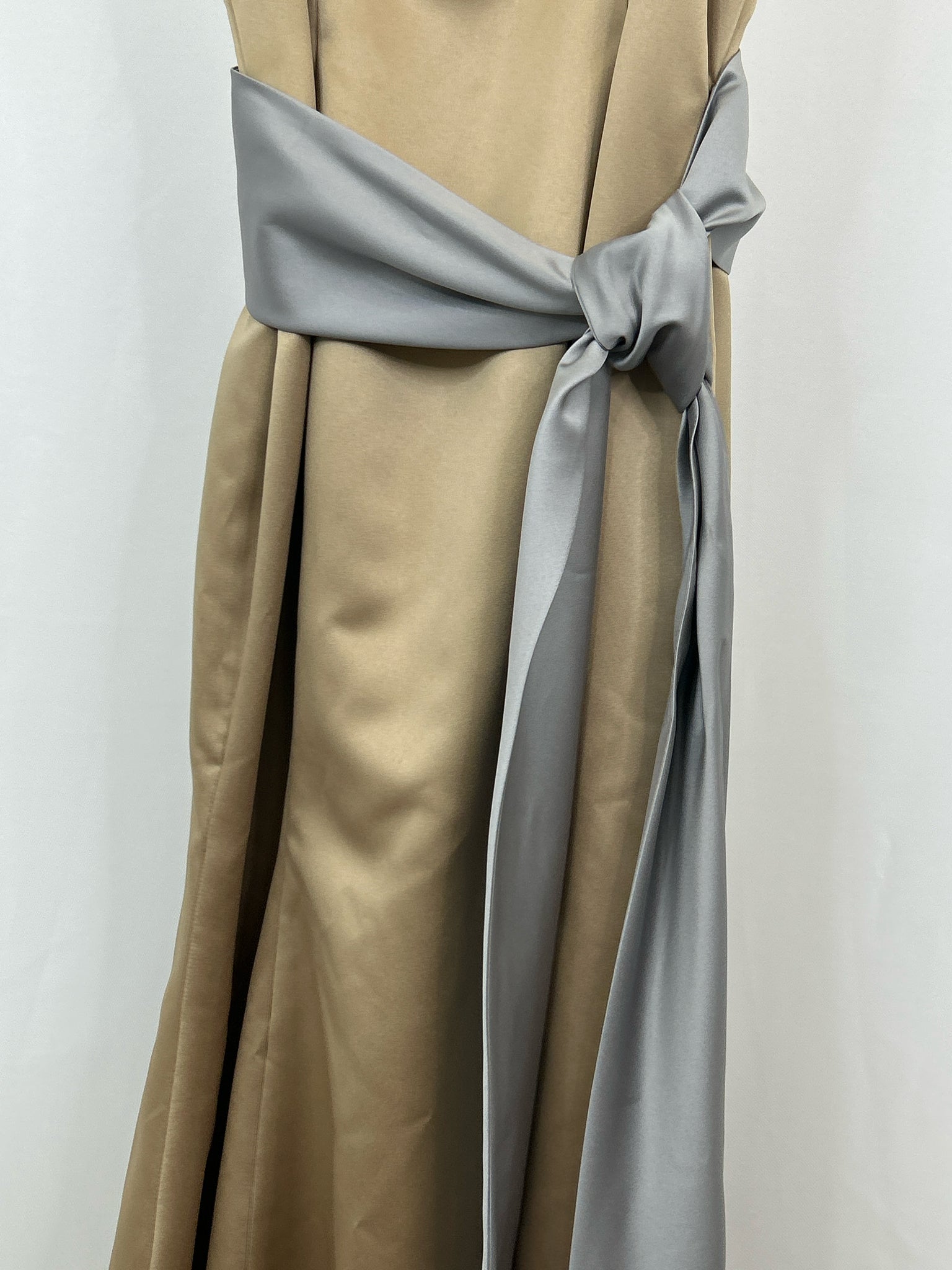 DA VINCI Size 16 Gold Women Dress