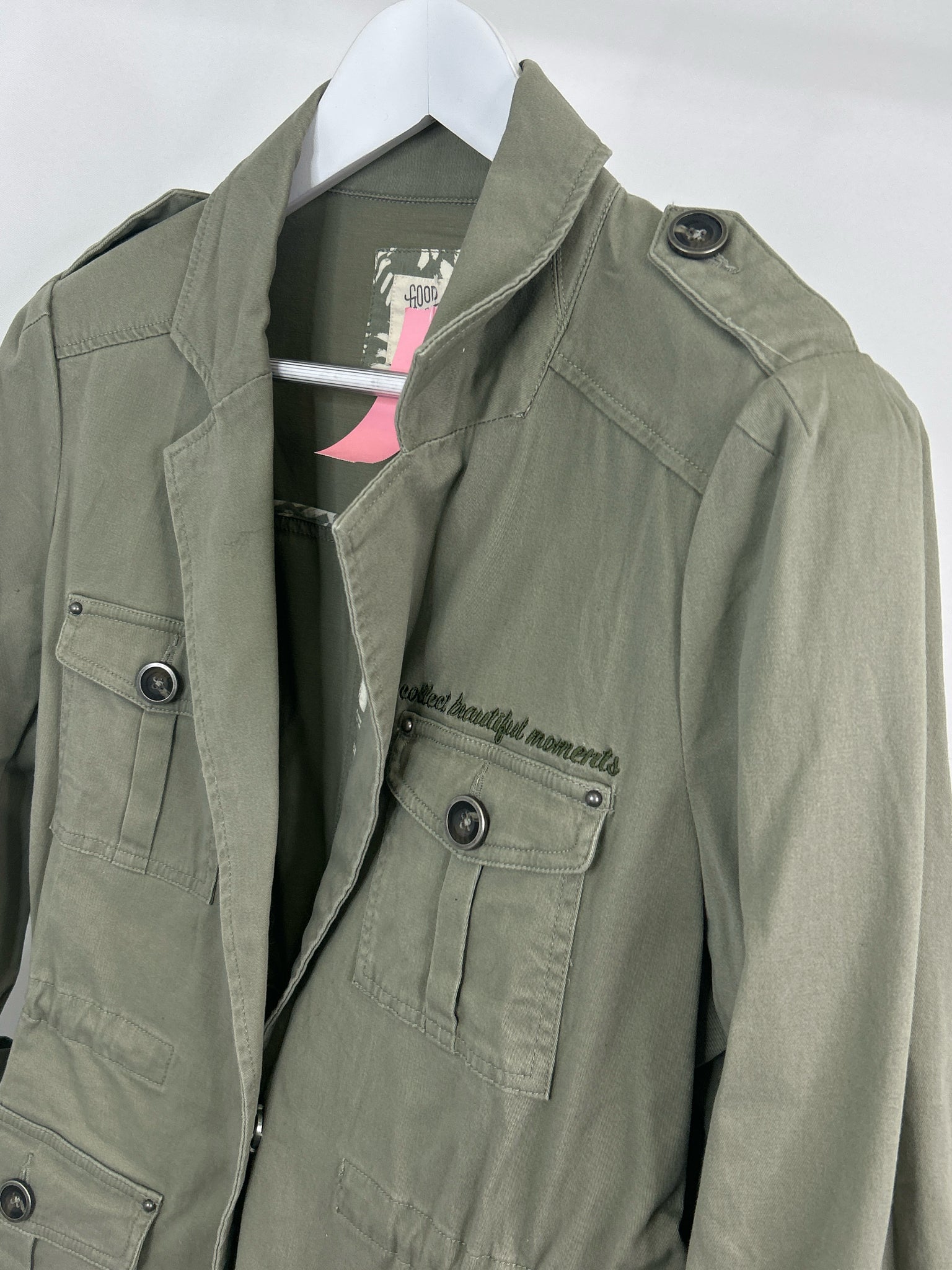 Good Hart Size M ARMY GREEN Women Jacket