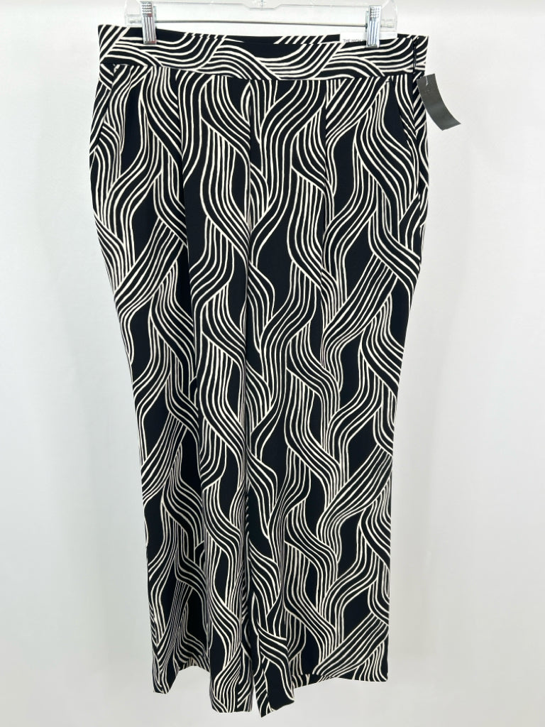ANN TAYLOR FACTORY NWT Size 12P Black and White Women's Pants