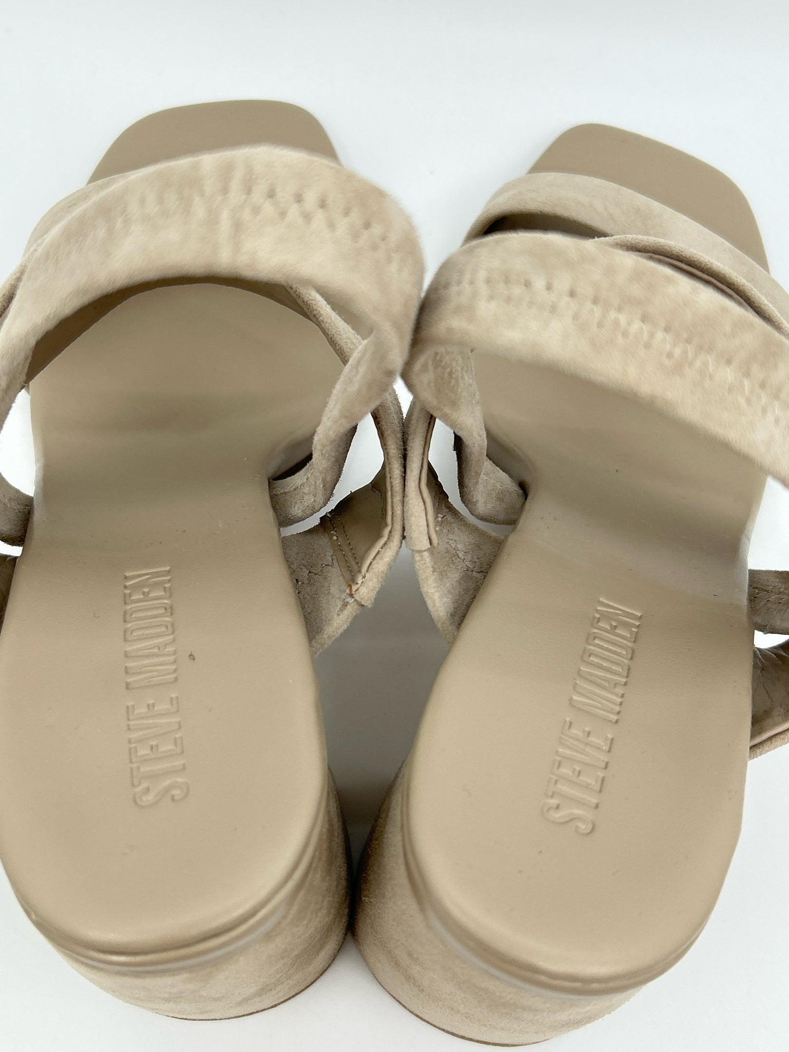 STEVE MADDEN Size 10M SAND Women Sandal