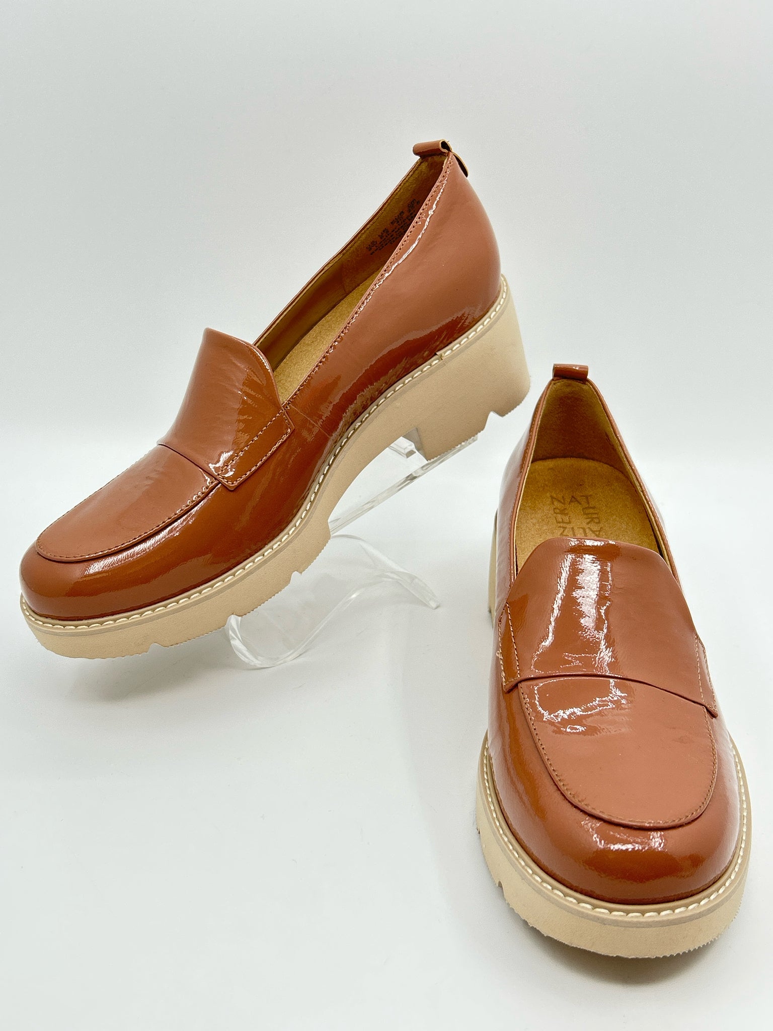 NATURALIZER Size 9W Brown Women Loafer