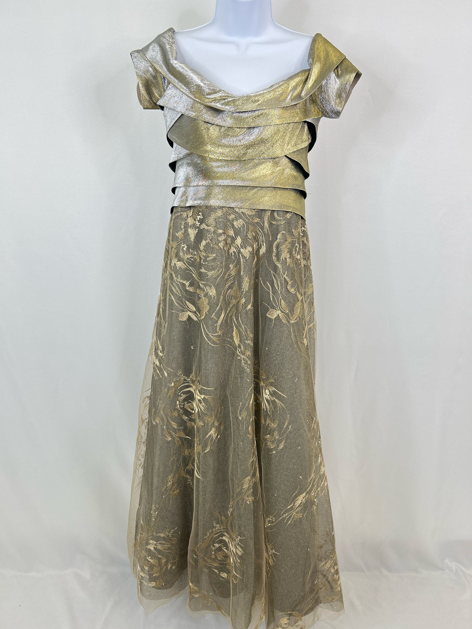Rene Ruiz Size 8 Champagne Women Dress