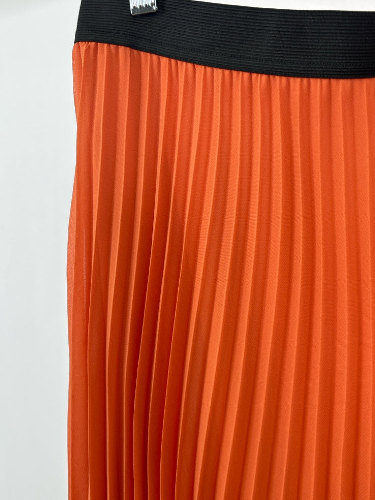 WD NY Size L Orange Skirt