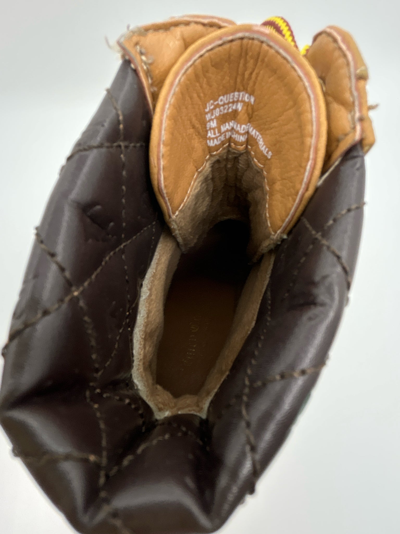 JUICY COUTURE Size 9M TAN AND BROWN Women Boots