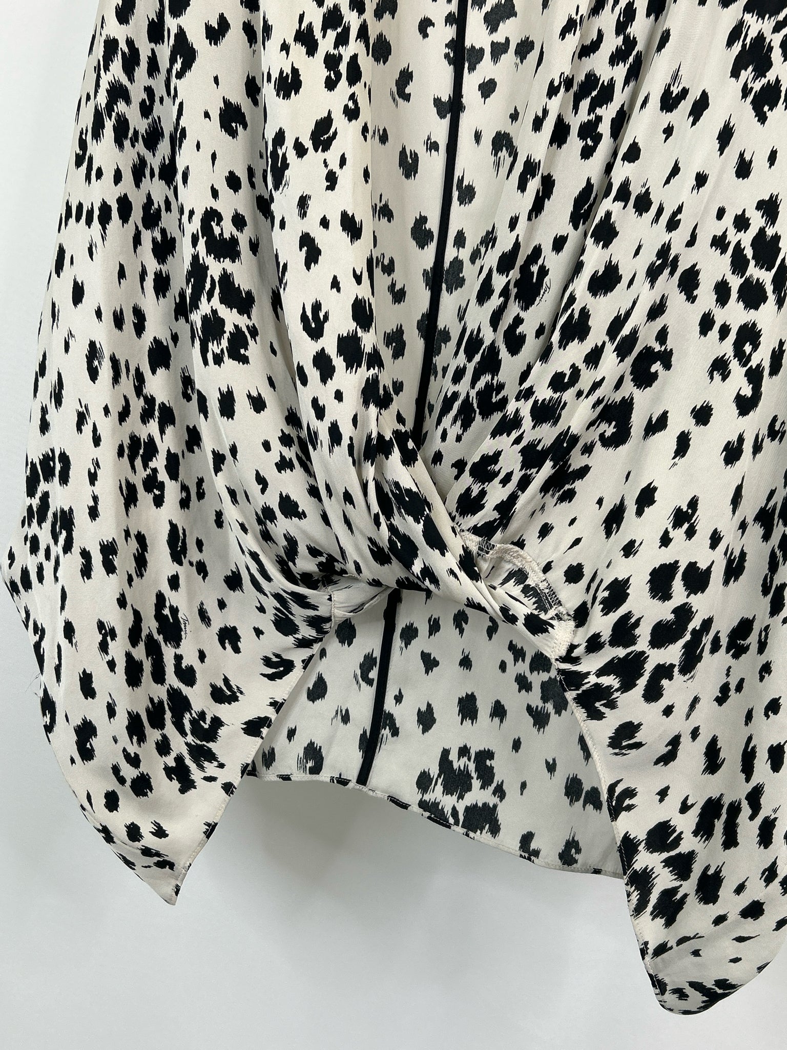 TRINA TURK Size XL Ivory Print Women Top