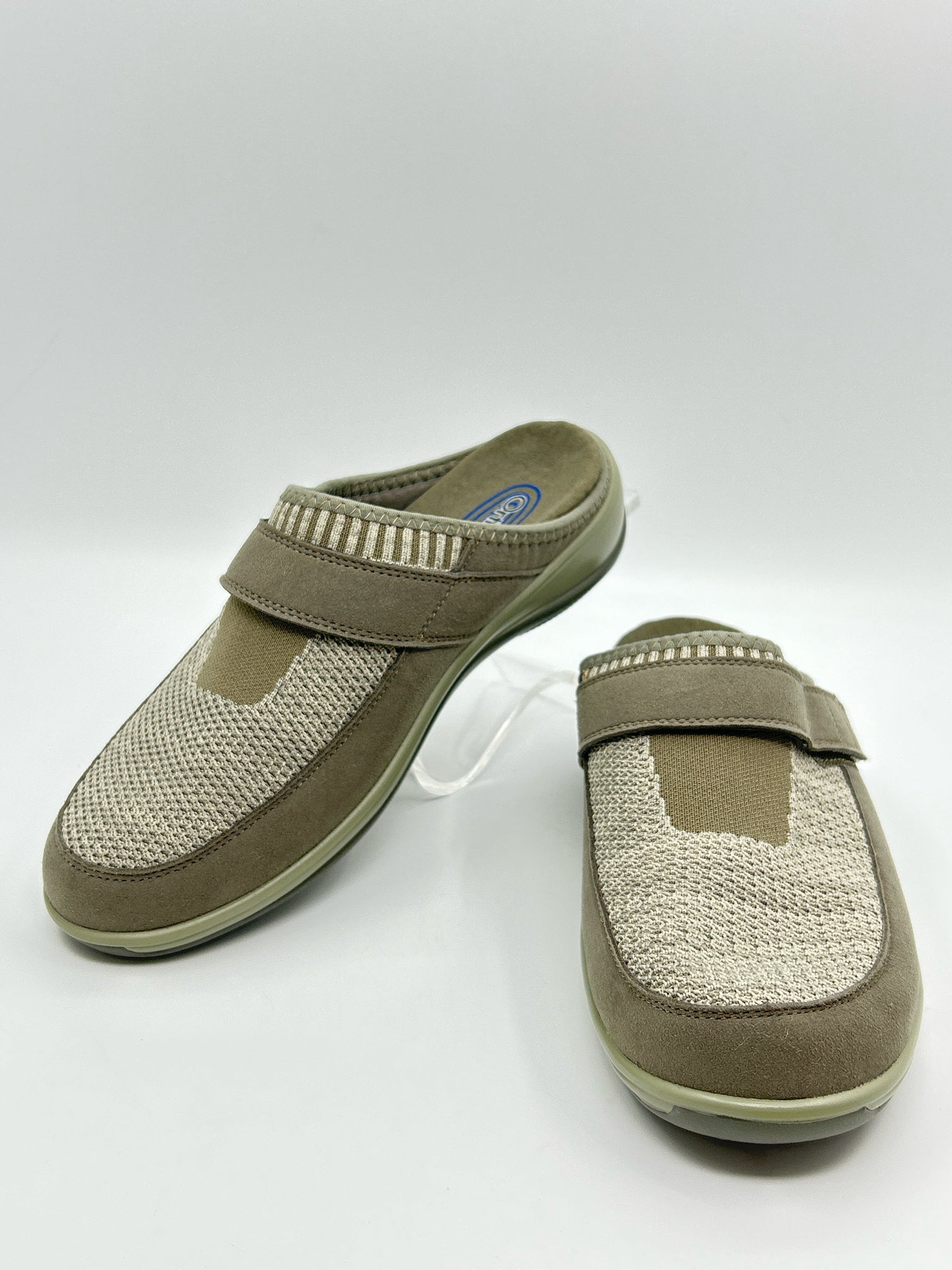 ORTHOFEET Size 8 Grey Women Sneakers