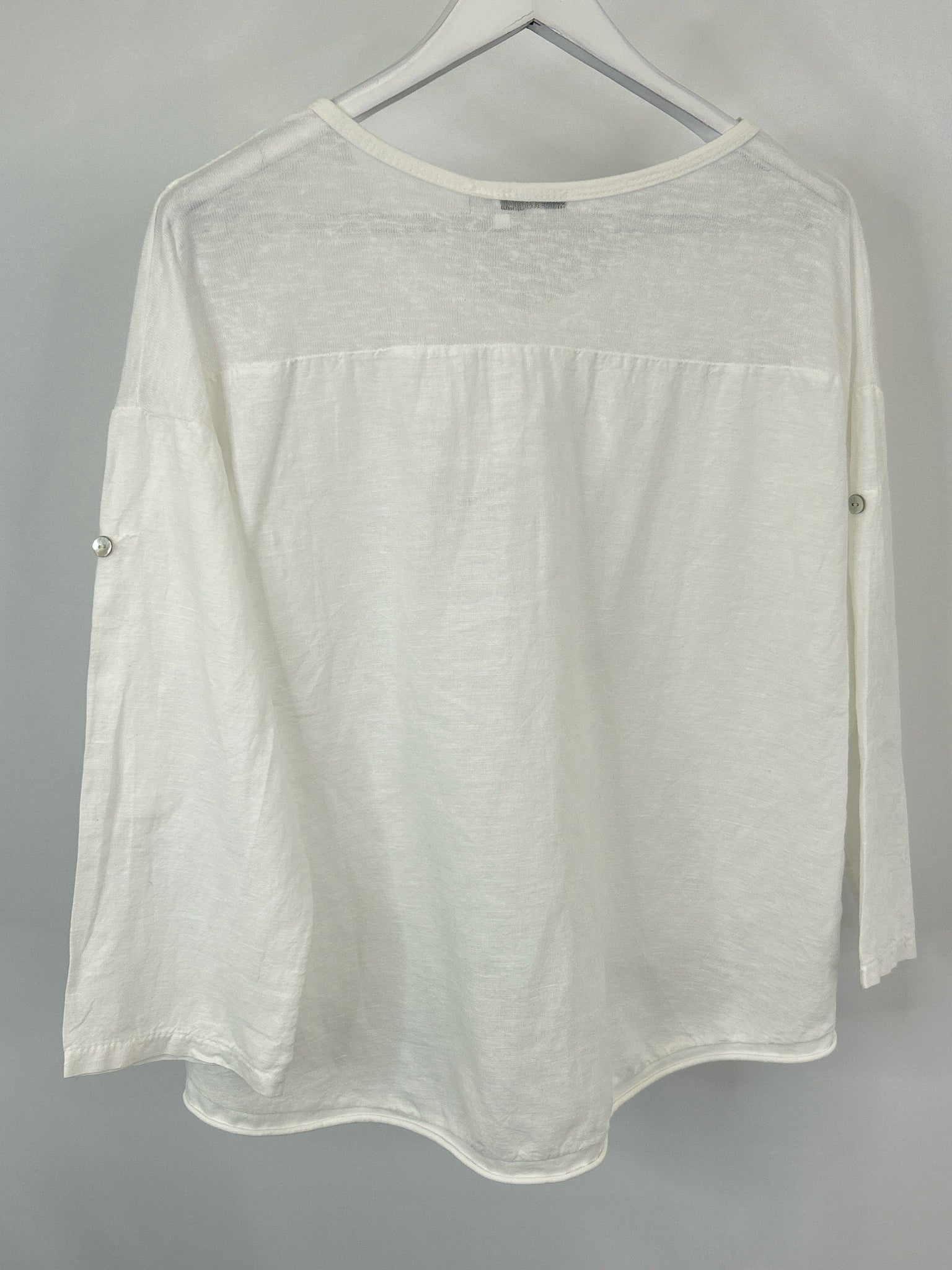 KAKTUS Size S White Women Top NWT