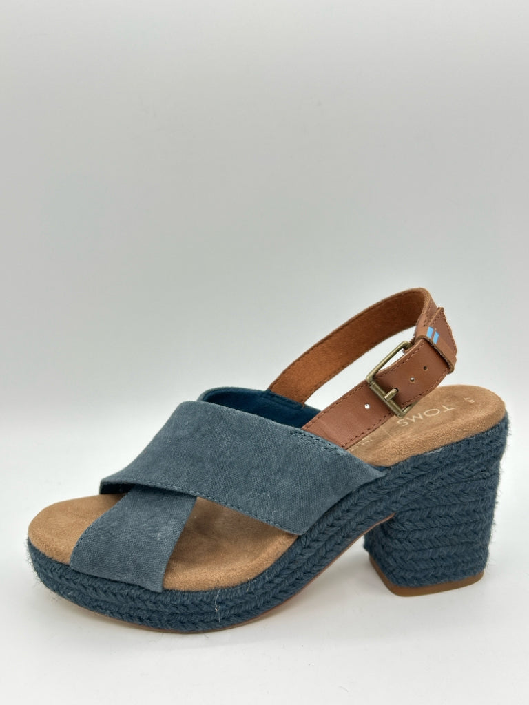 TOMS Size 7 Blue Sandal