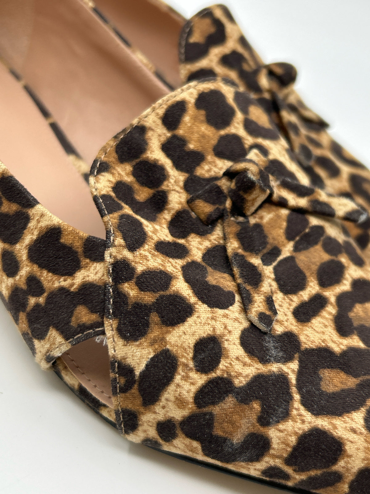COLE HAAN Size 8B Animal Print Women Flats