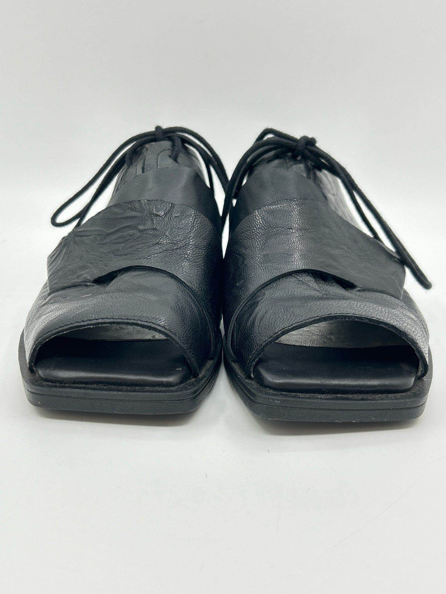 Papucei Size 38 Black Women Flats