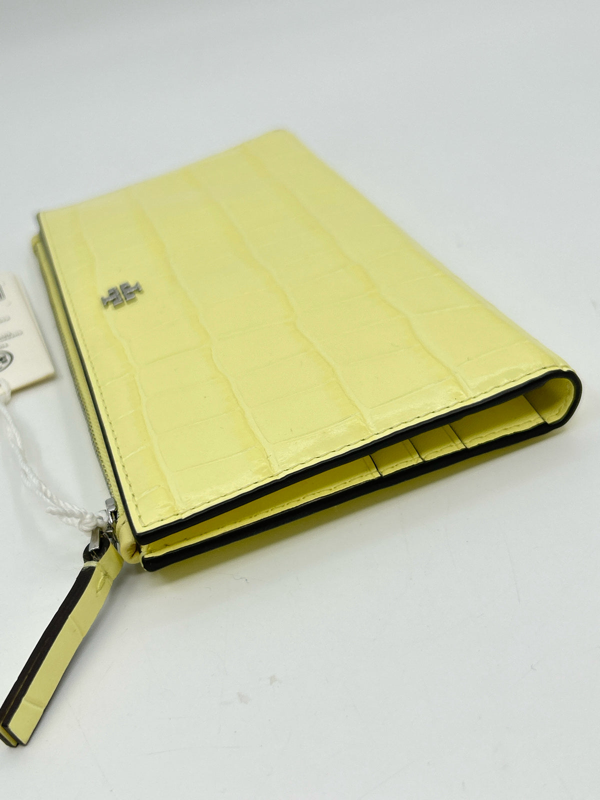 TORY BURCH NWT Pastel Yellow Women Wallet