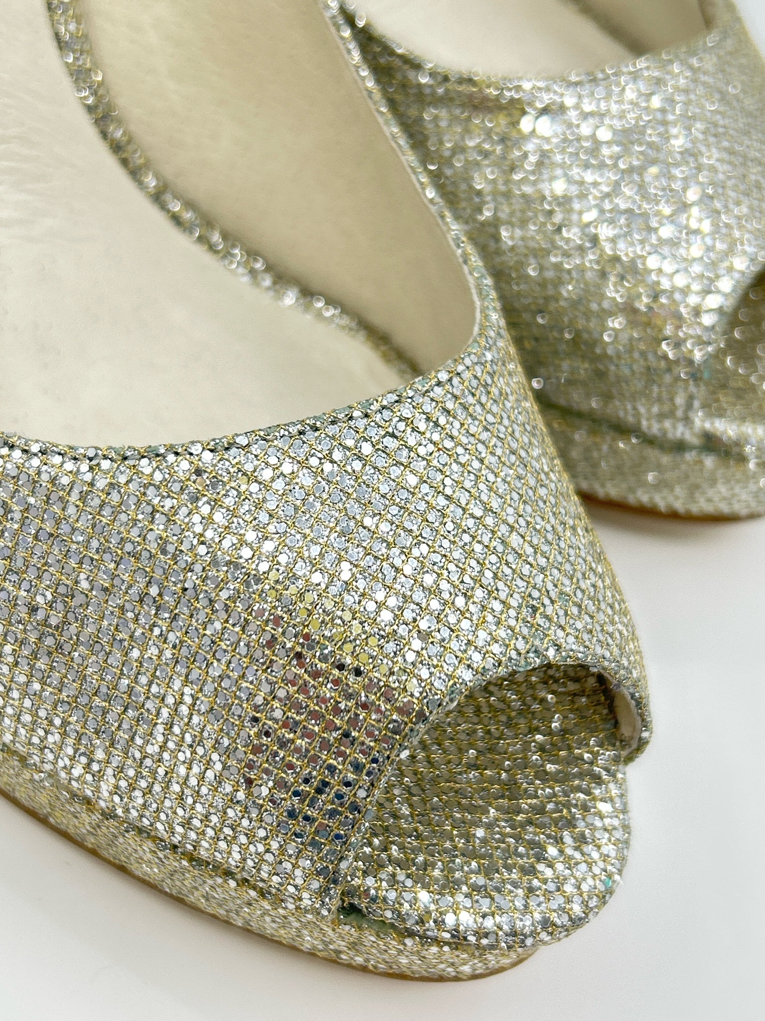 MICHAEL MICHAEL KORS Size 11M Silver Women Pumps