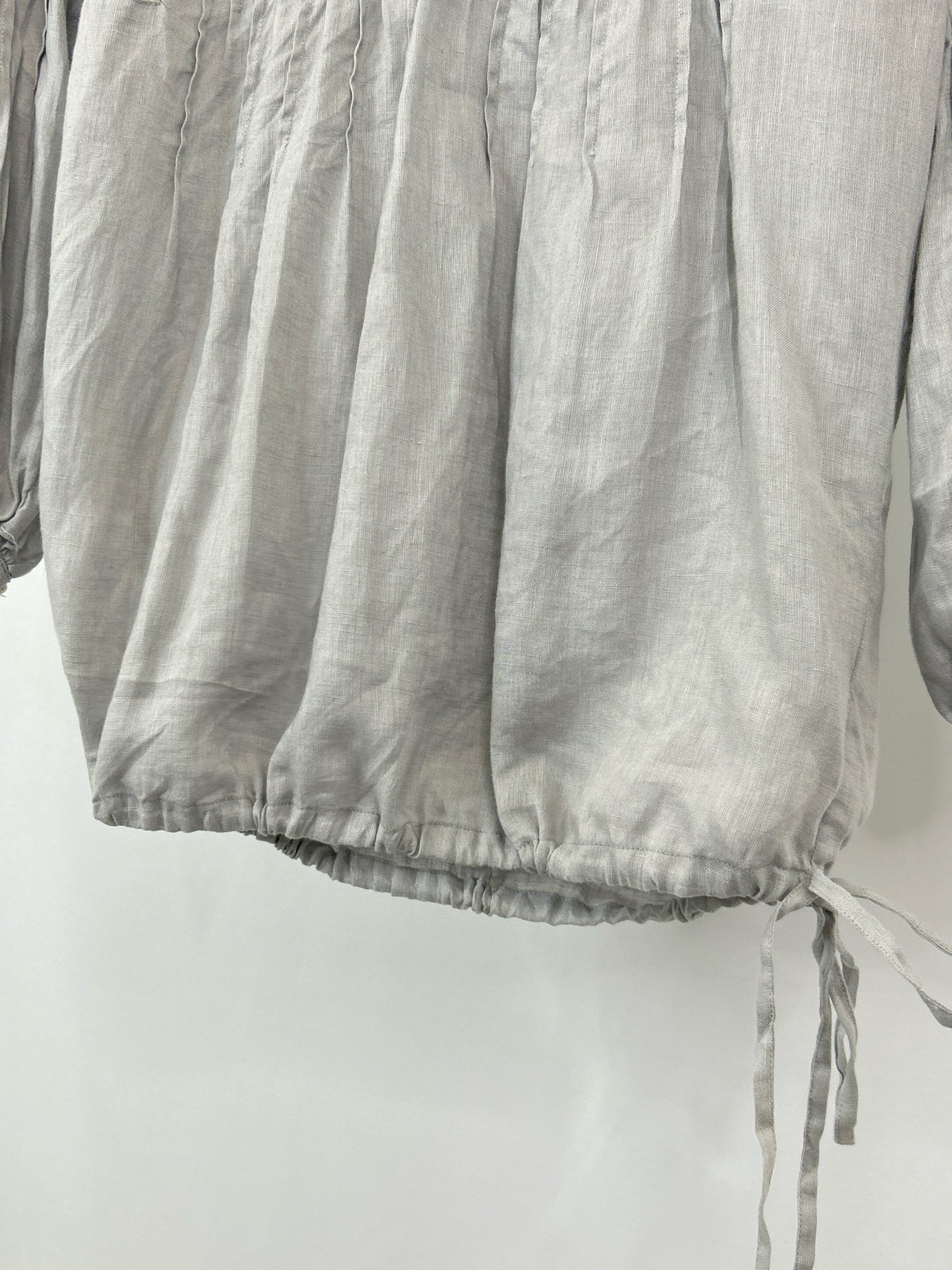 120% LINO Size M light grey Women Top