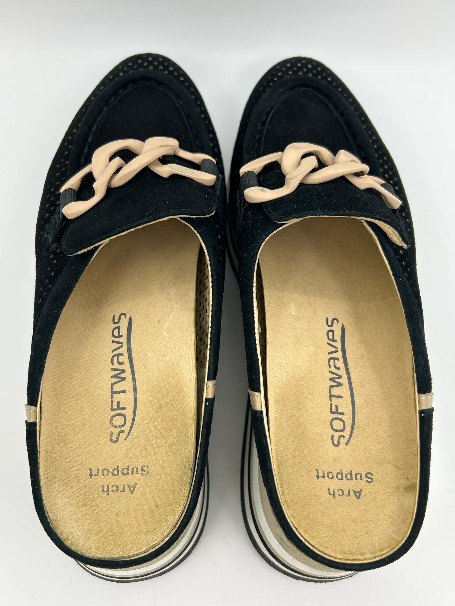 SOFTWAVES Size 39/9 Black Women Loafer