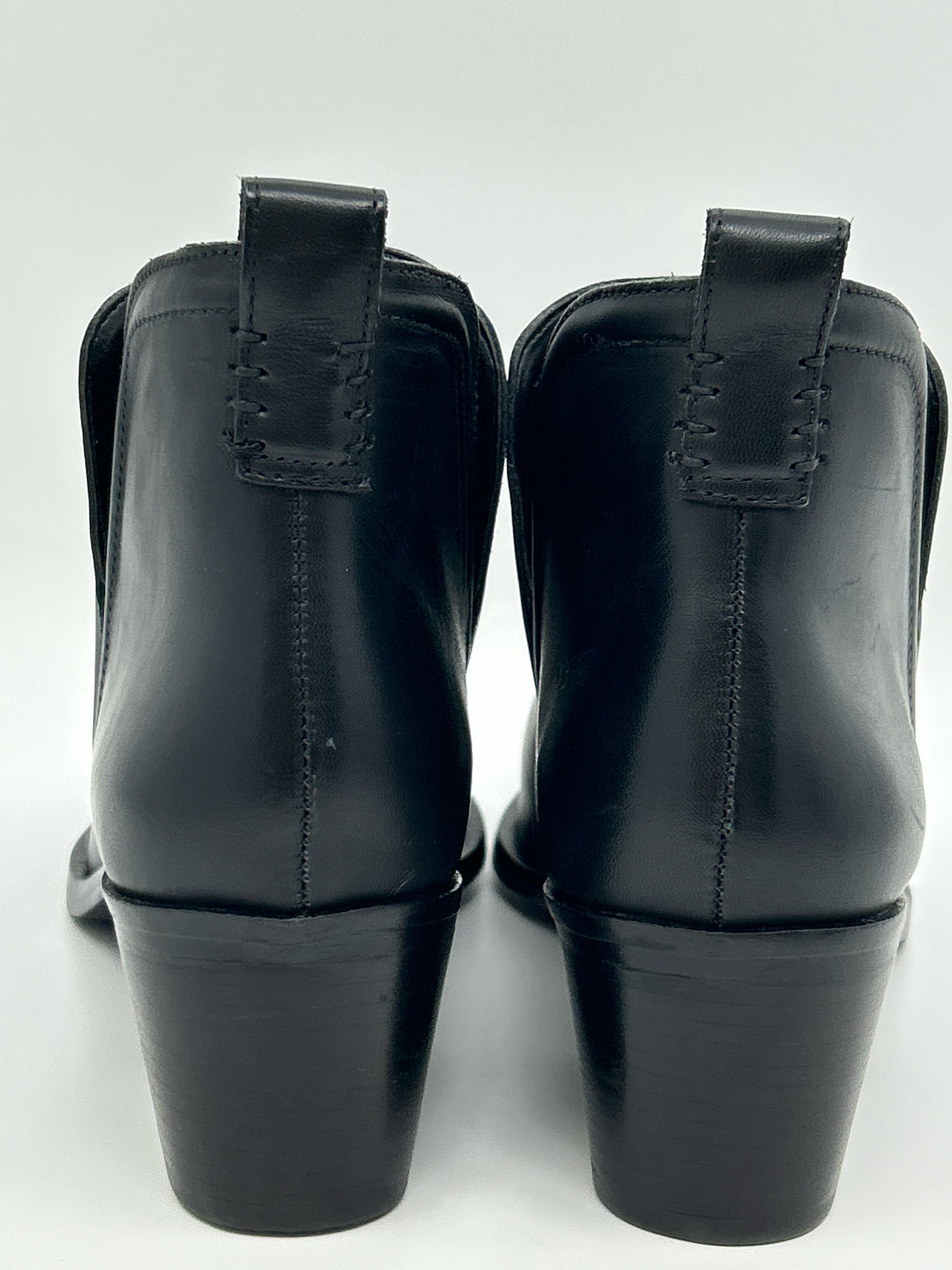 GIANNI BINI Size 9.5M Black Women Booties