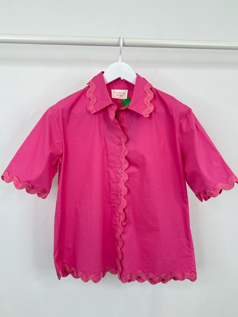 FANTASTIC FAWN Size S Pink Shirt NWT