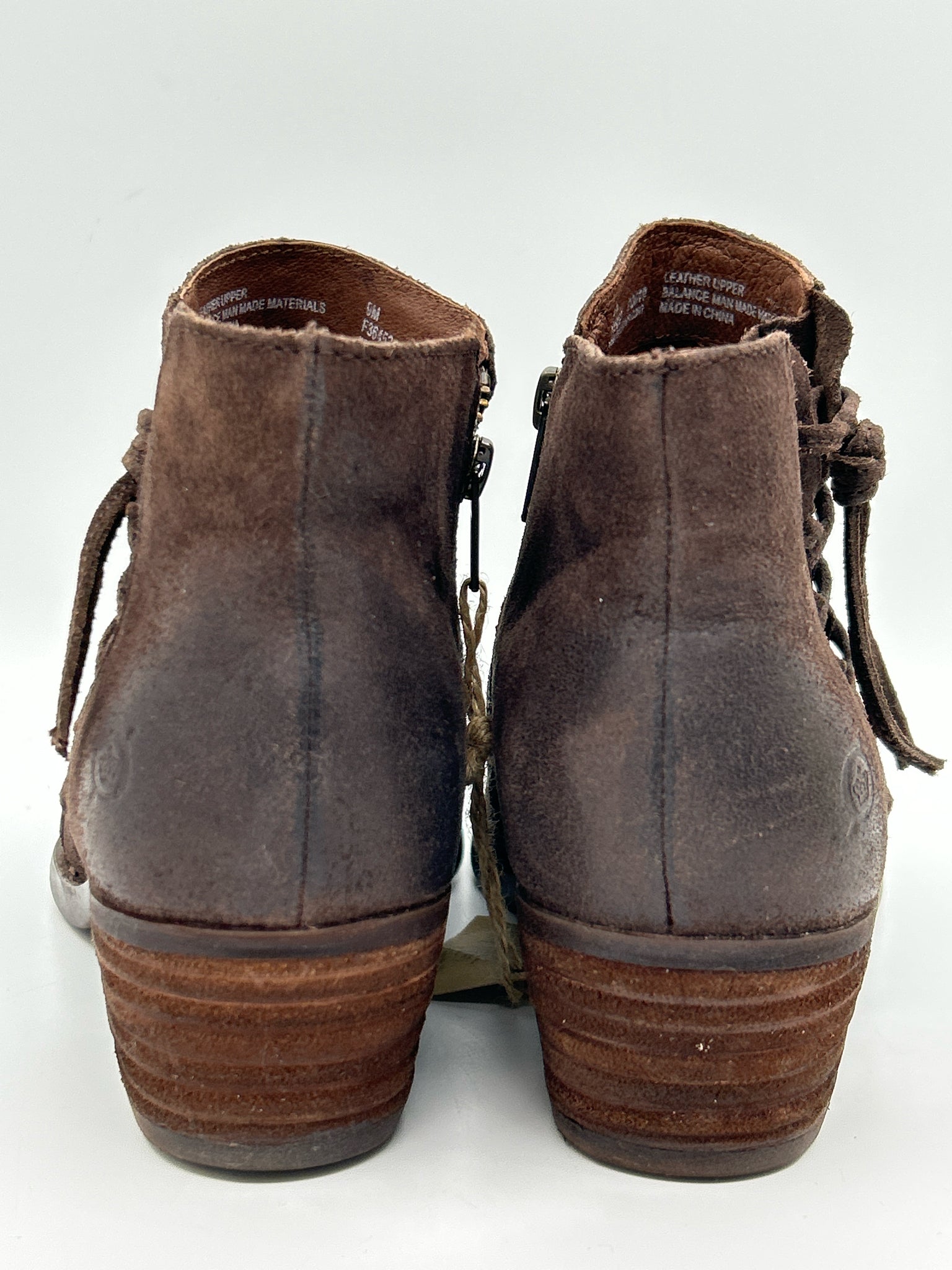 BORN NWT Size 9M DARK BROWN Women Booties