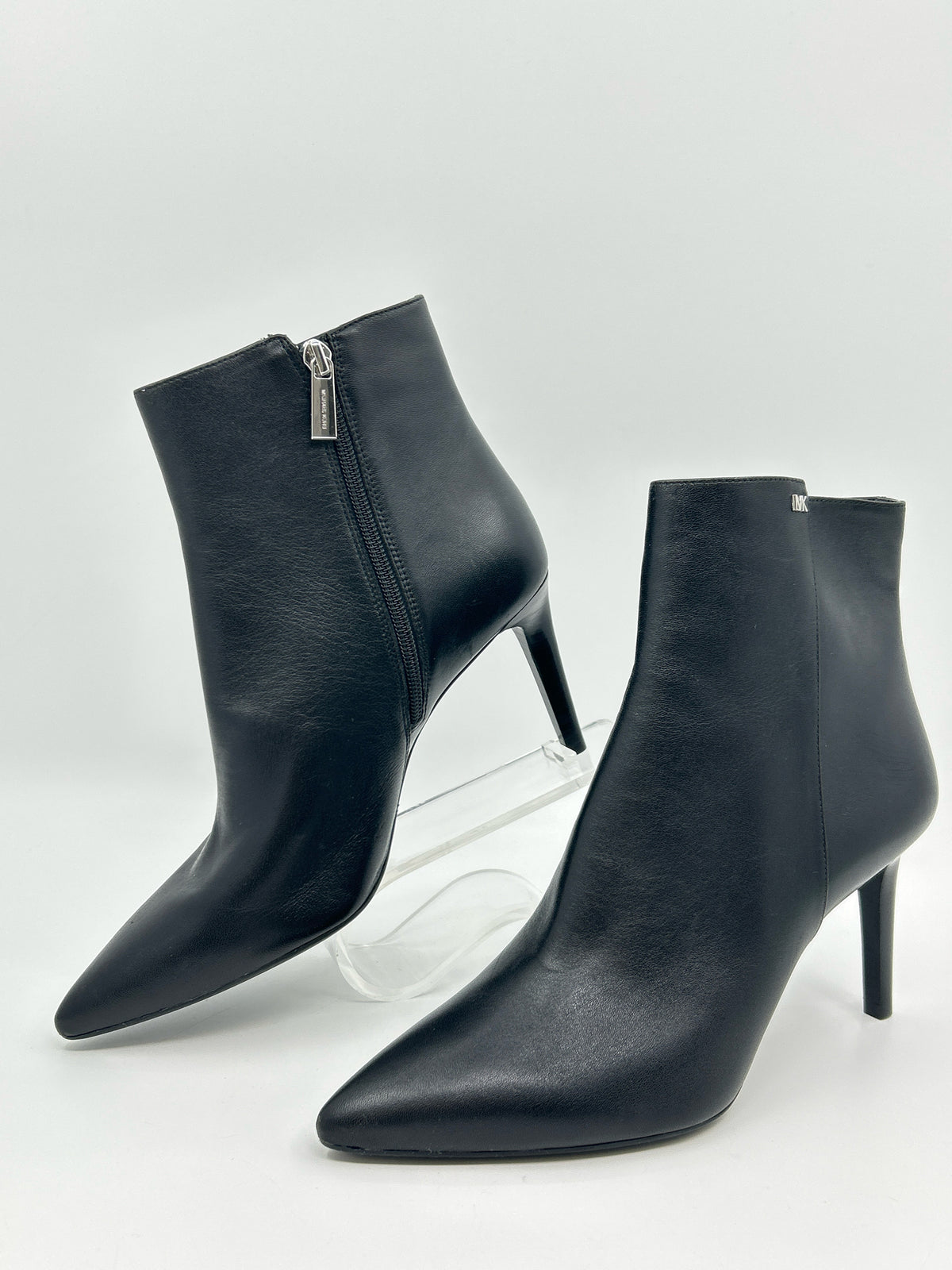 MICHAEL MICHAEL KORS Size 8.5 Black Women Booties
