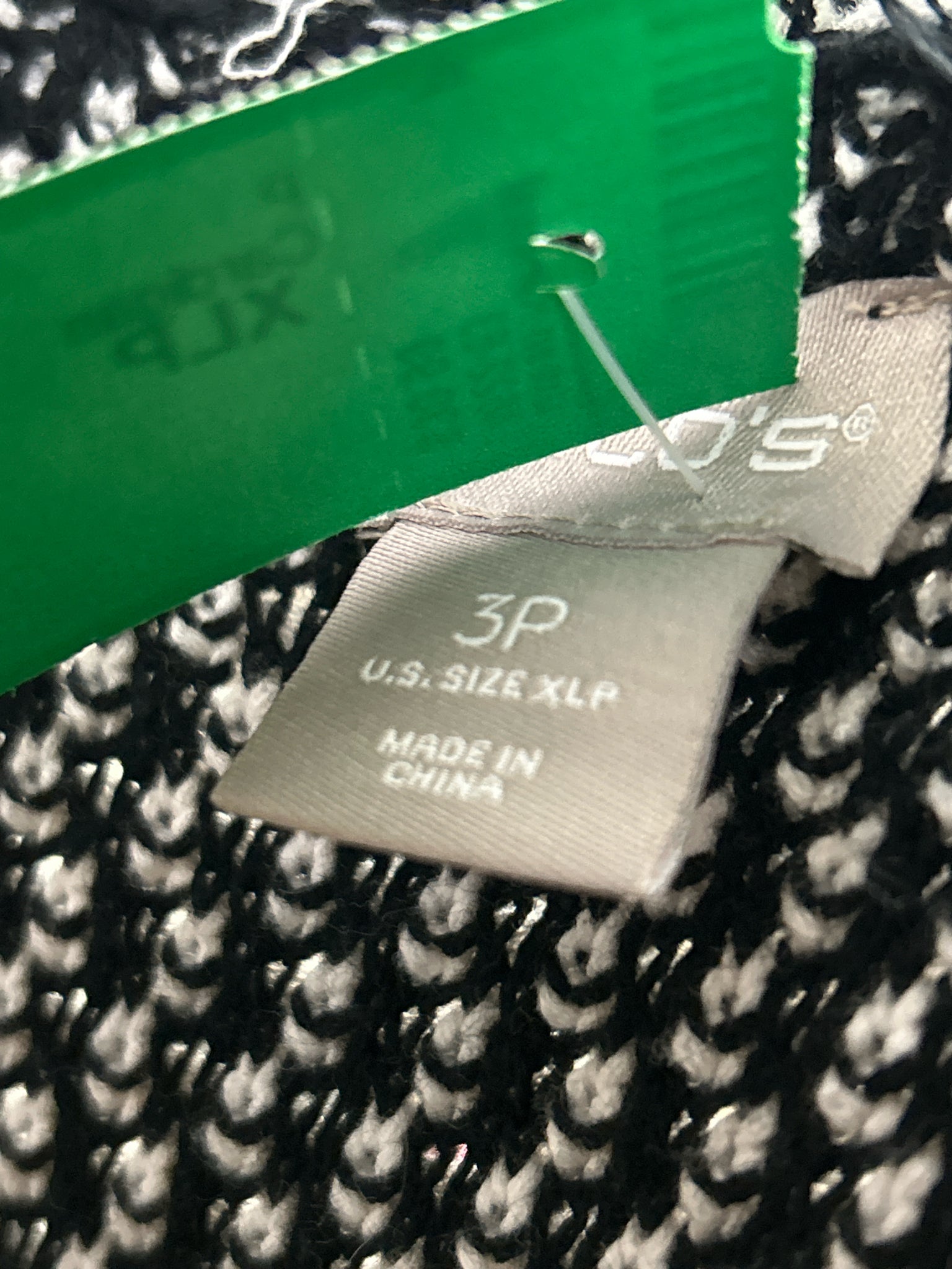 CHICO'S Size XLP Black and White Women Cardigan