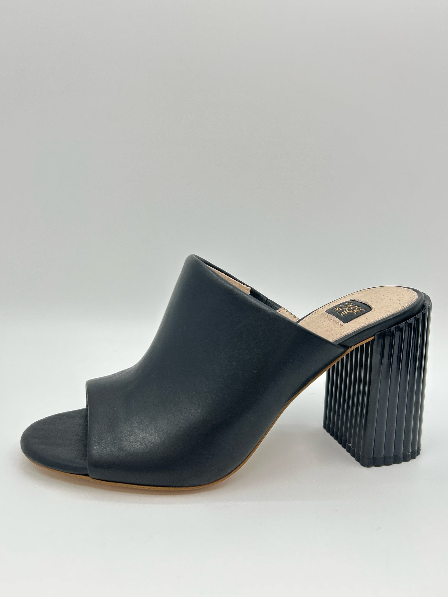 LOUISE ET CIE Size 7M Black Women Shoes