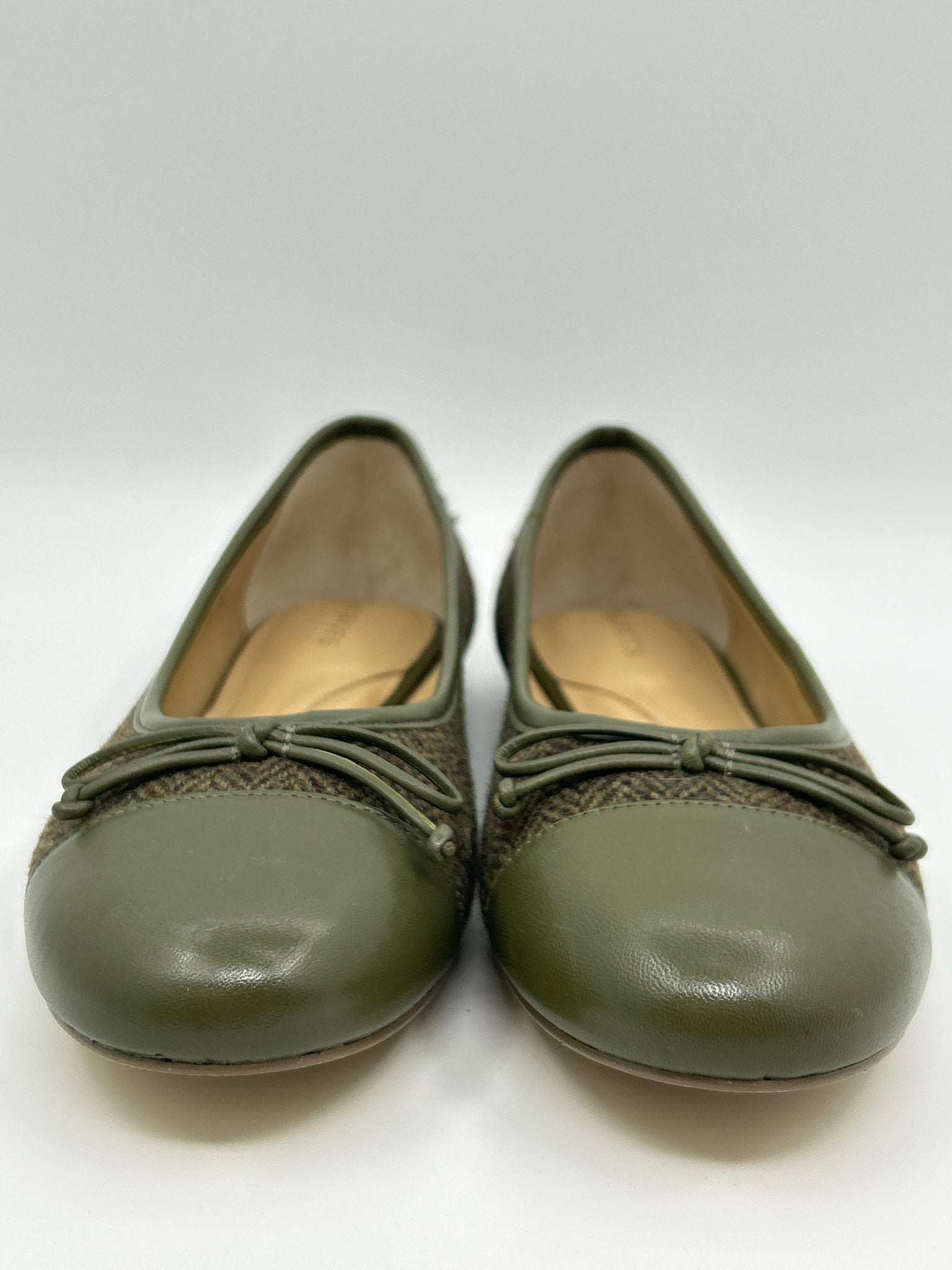 TALBOTS Size 10M OLIVE GREEN Women Flats