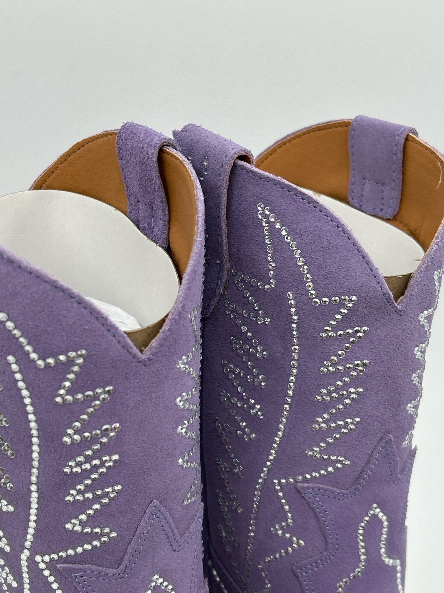 DINGO Size 7.5W Lavender Women Boots