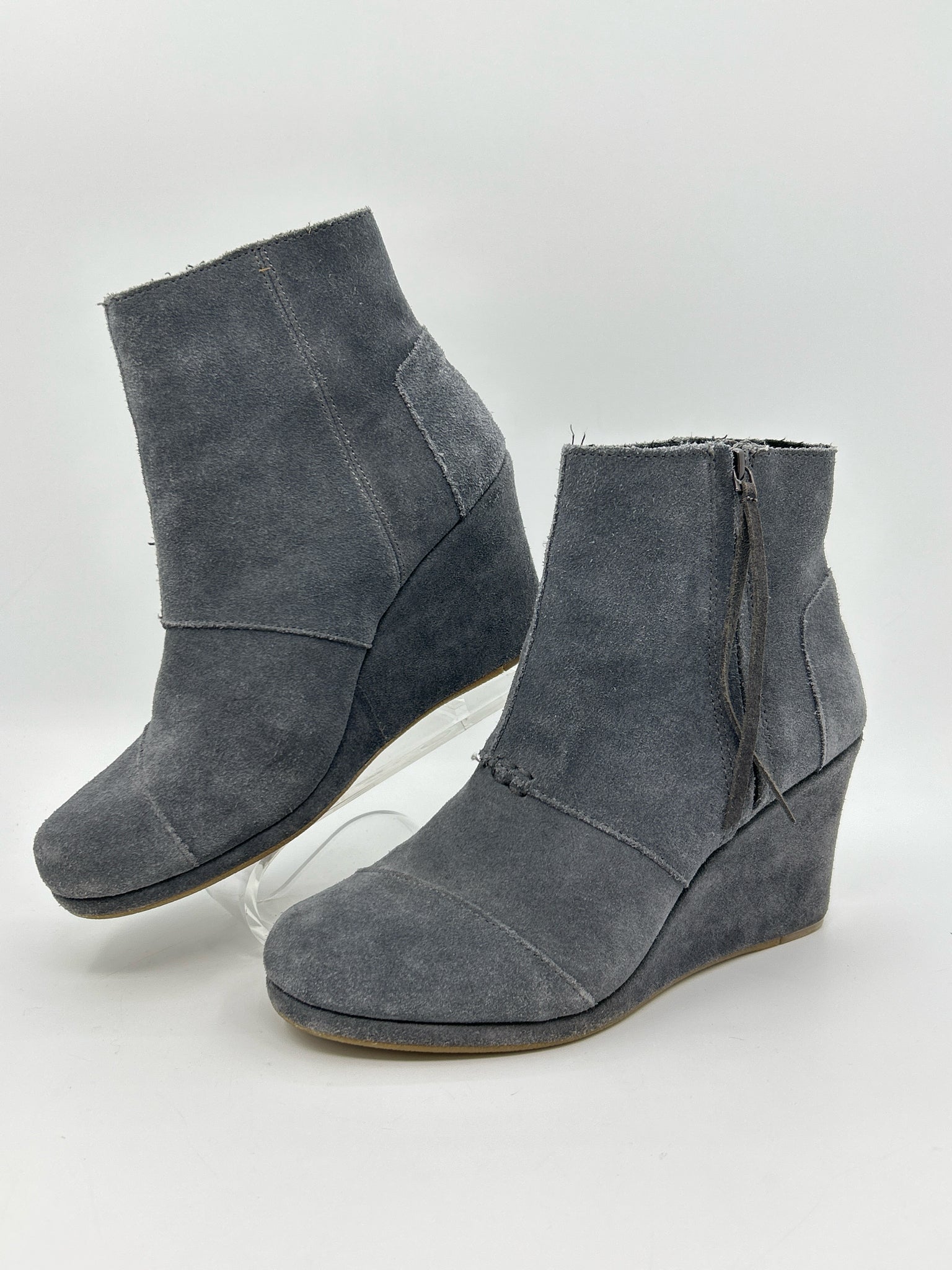 TOMS Size 9 Grey Women Booties
