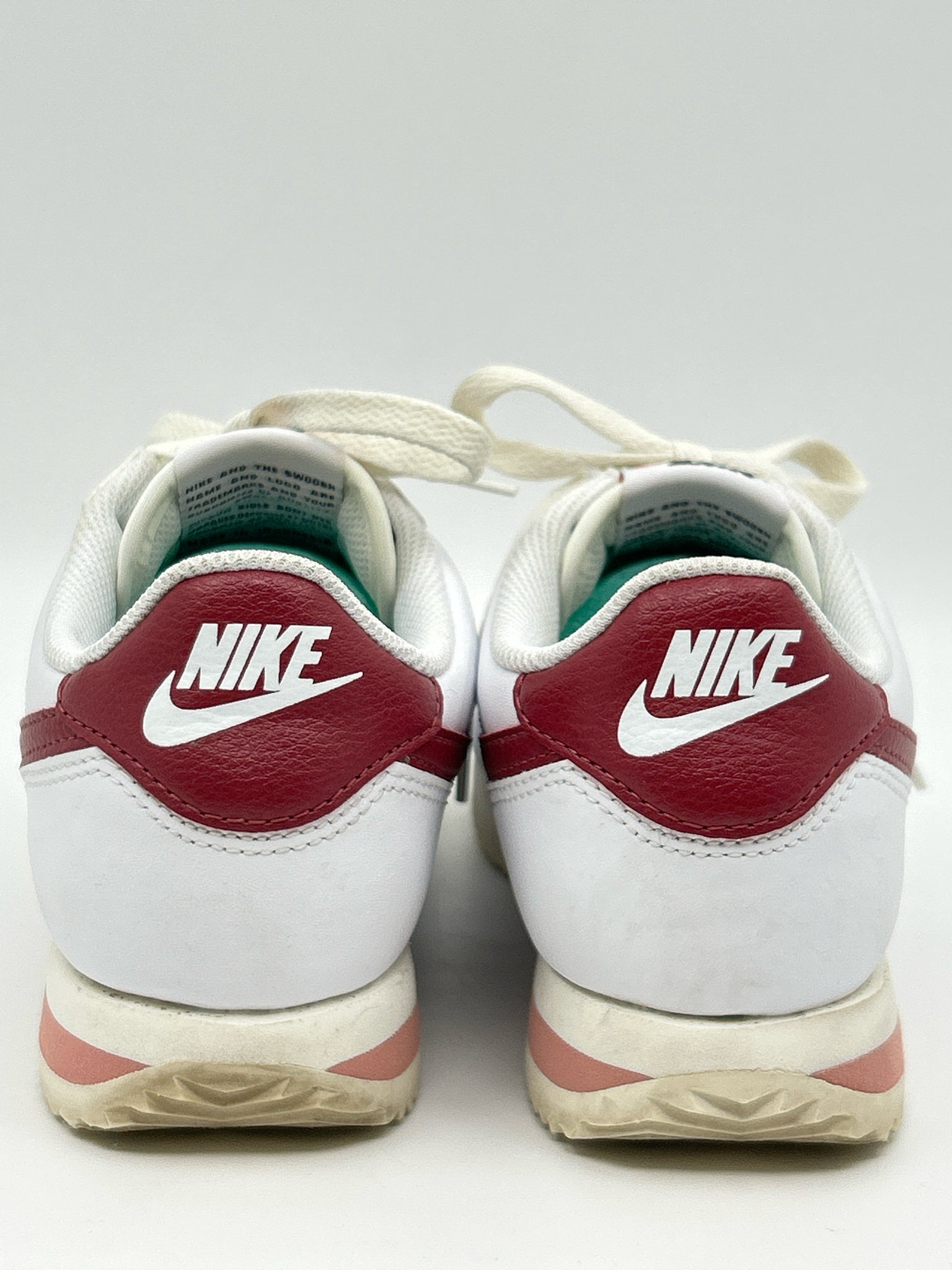 NIKE Size 7 White Women Sneakers