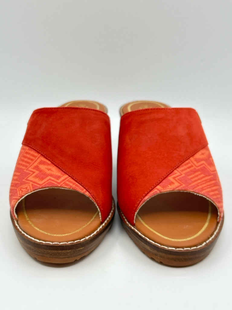 PENDLETON Size 7 Orange Red Sandal