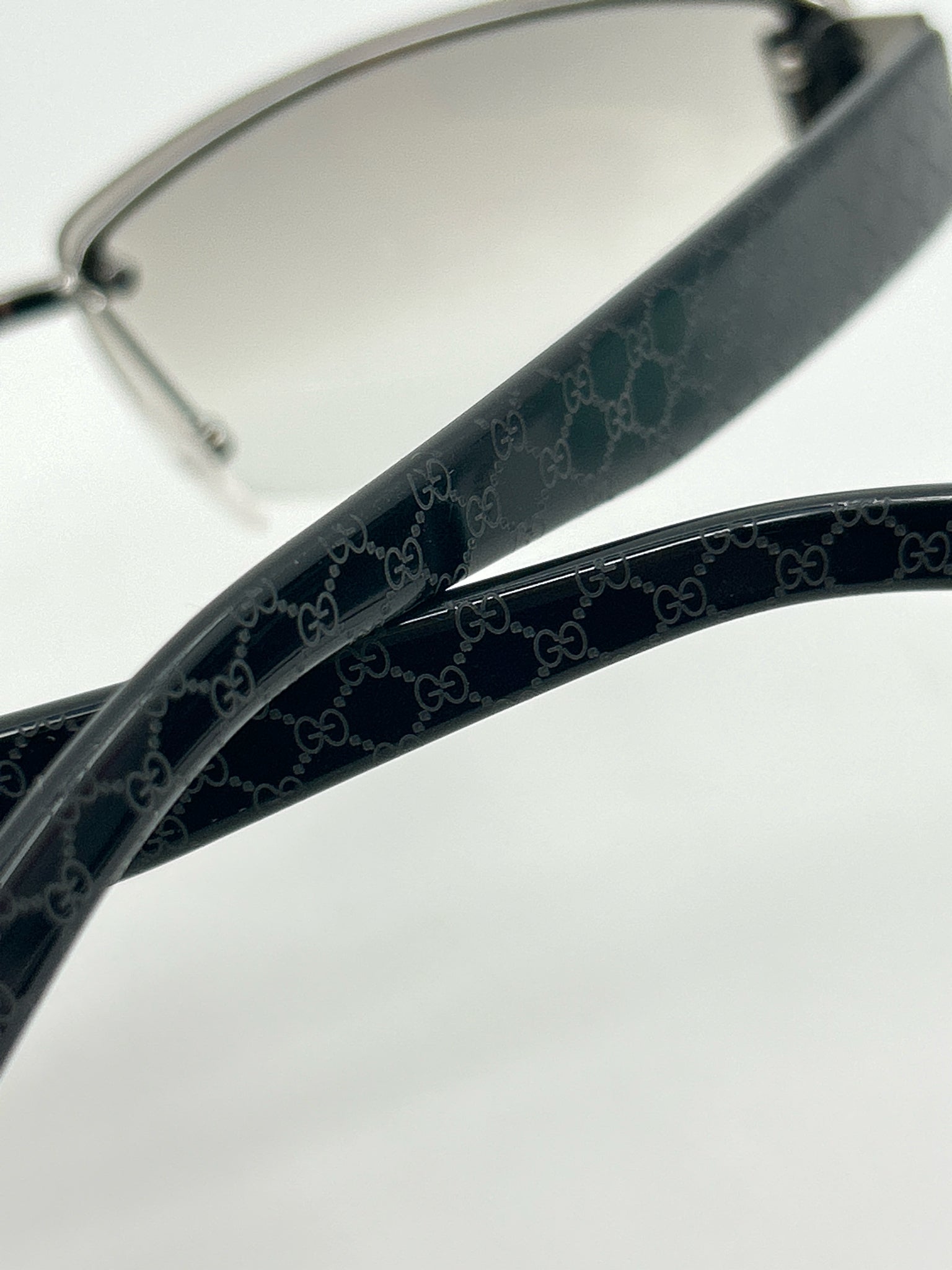 GUCCI Black Sunglasses