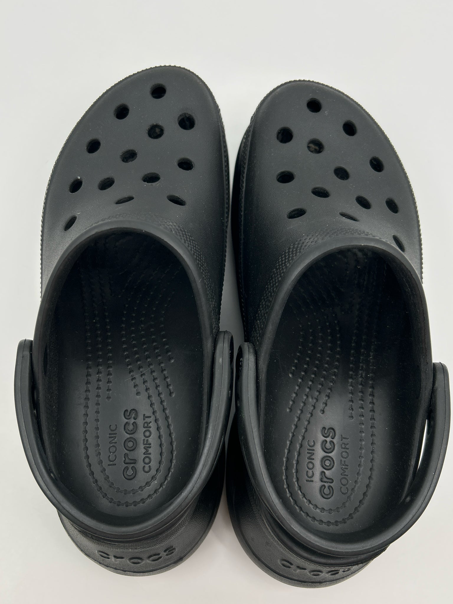 CROCS Size 9 Black Women's Clogs