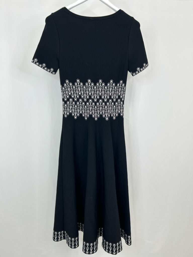 Alaia Women Size 44 Black and White Dress