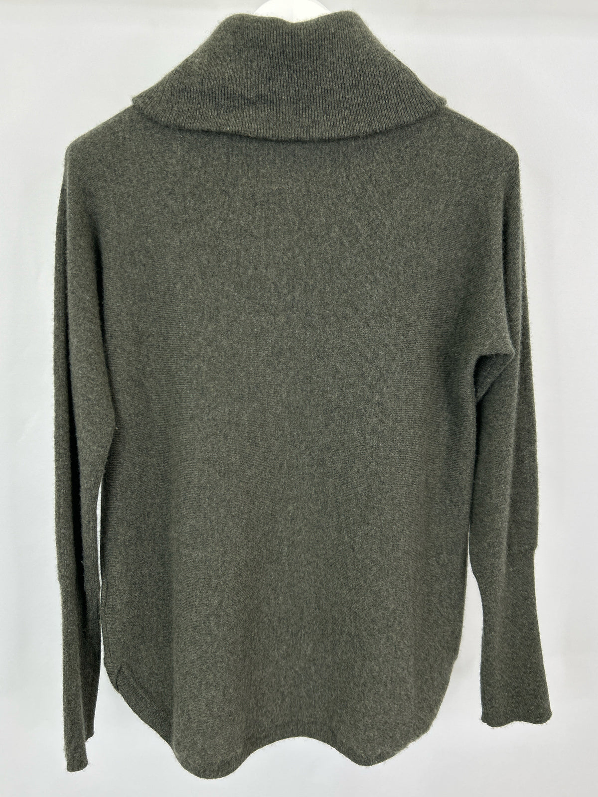 MAX STUDIO Size M Green Women Sweater