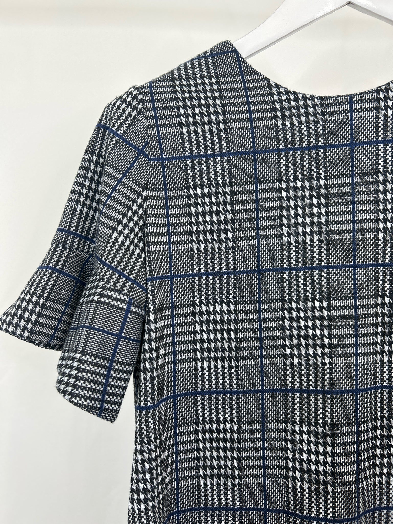 CALVIN KLEIN Size 4 Navy plaid Women Dress