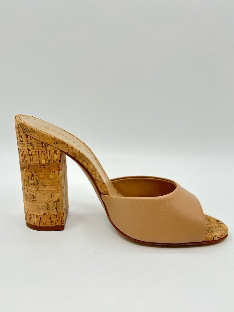 SCHUTZ Size 7B nude Sandal