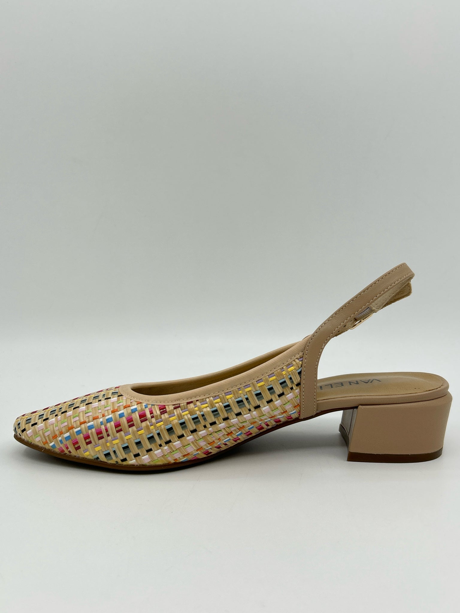 VANELI Size 8M Multi-Color Women Sandal