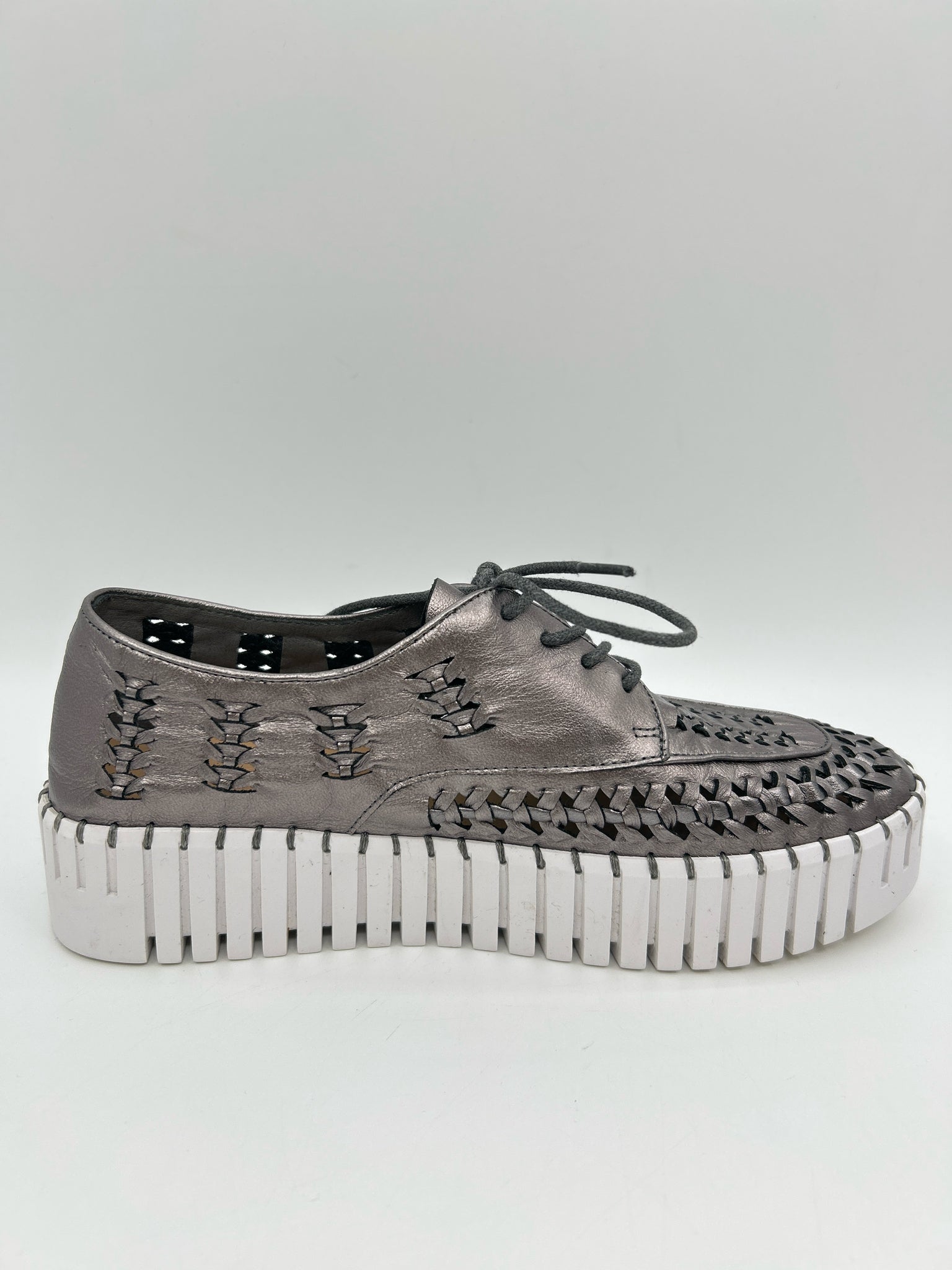 Silent D Size 7/7.5 Pewter Women Sneakers