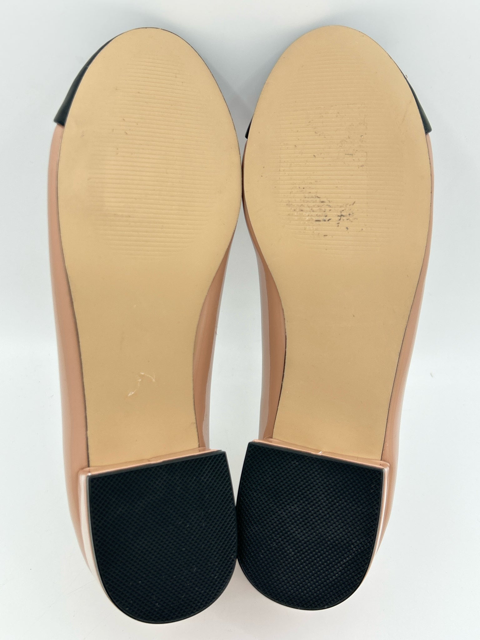 STEVE MADDEN Size 8M Beige & Black Women Pumps