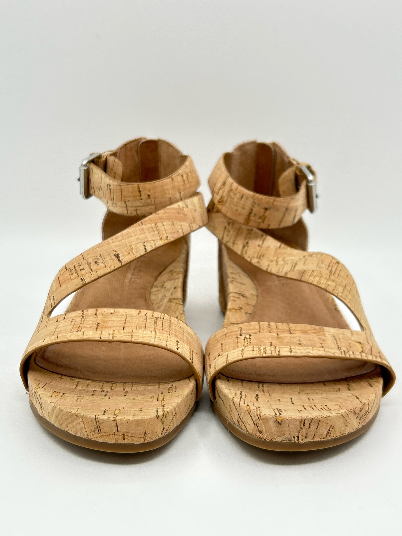 GENTLE SOULS NWOB Size 10M Cork Women Sandal