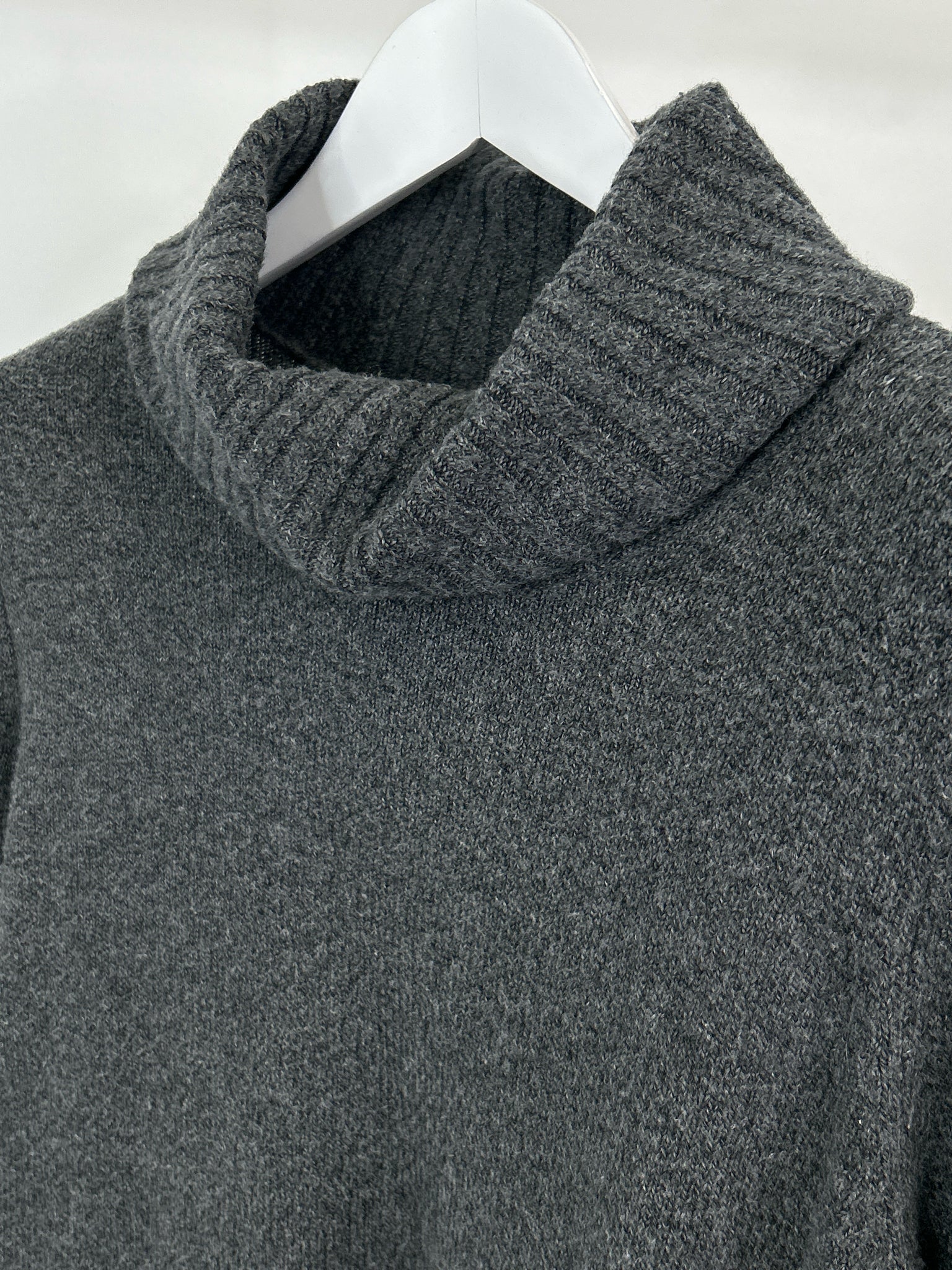 CABI Size S Gray Women Sweater