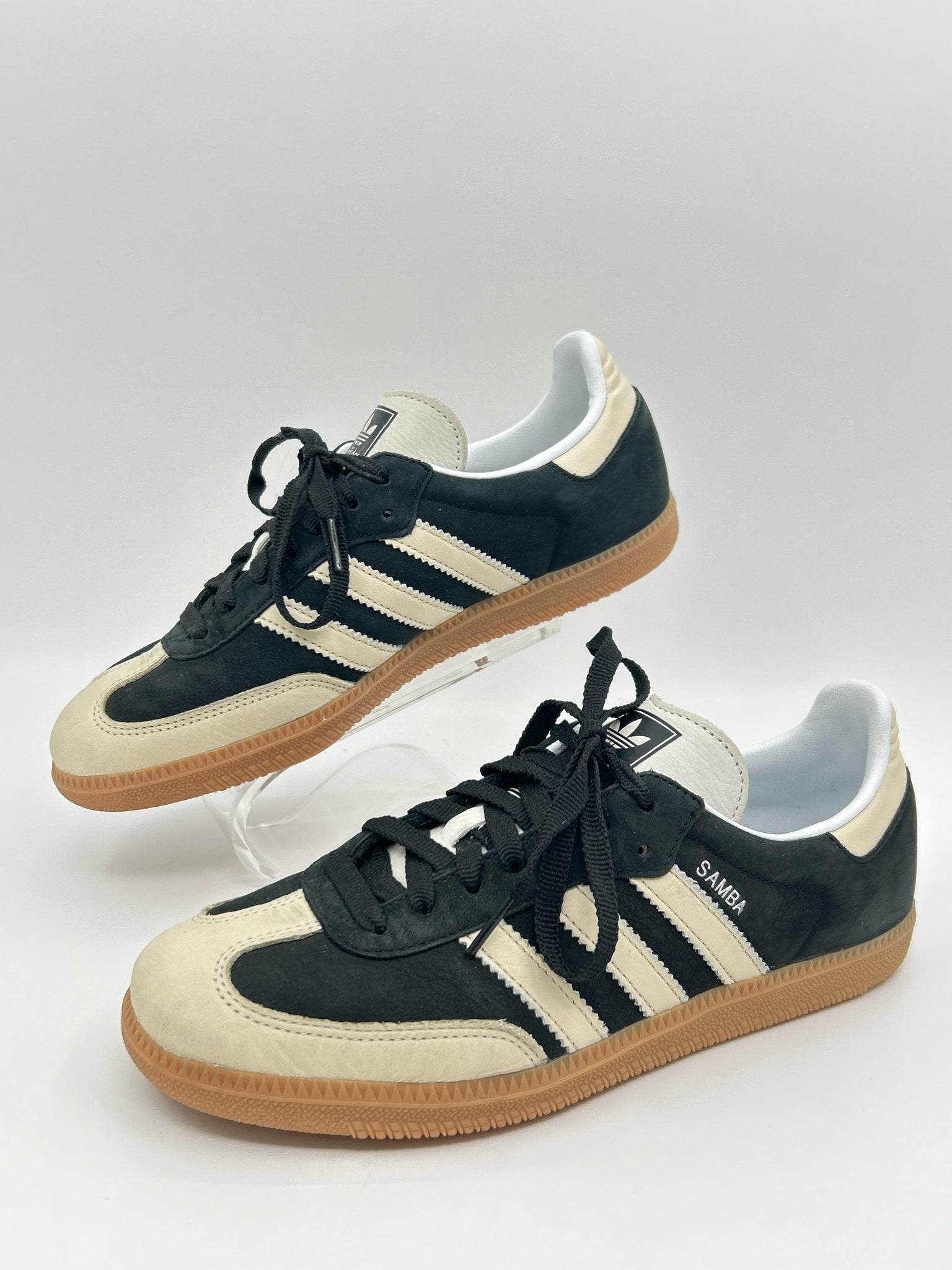ADIDAS Size 8.5 Black & Cream Women Sneakers